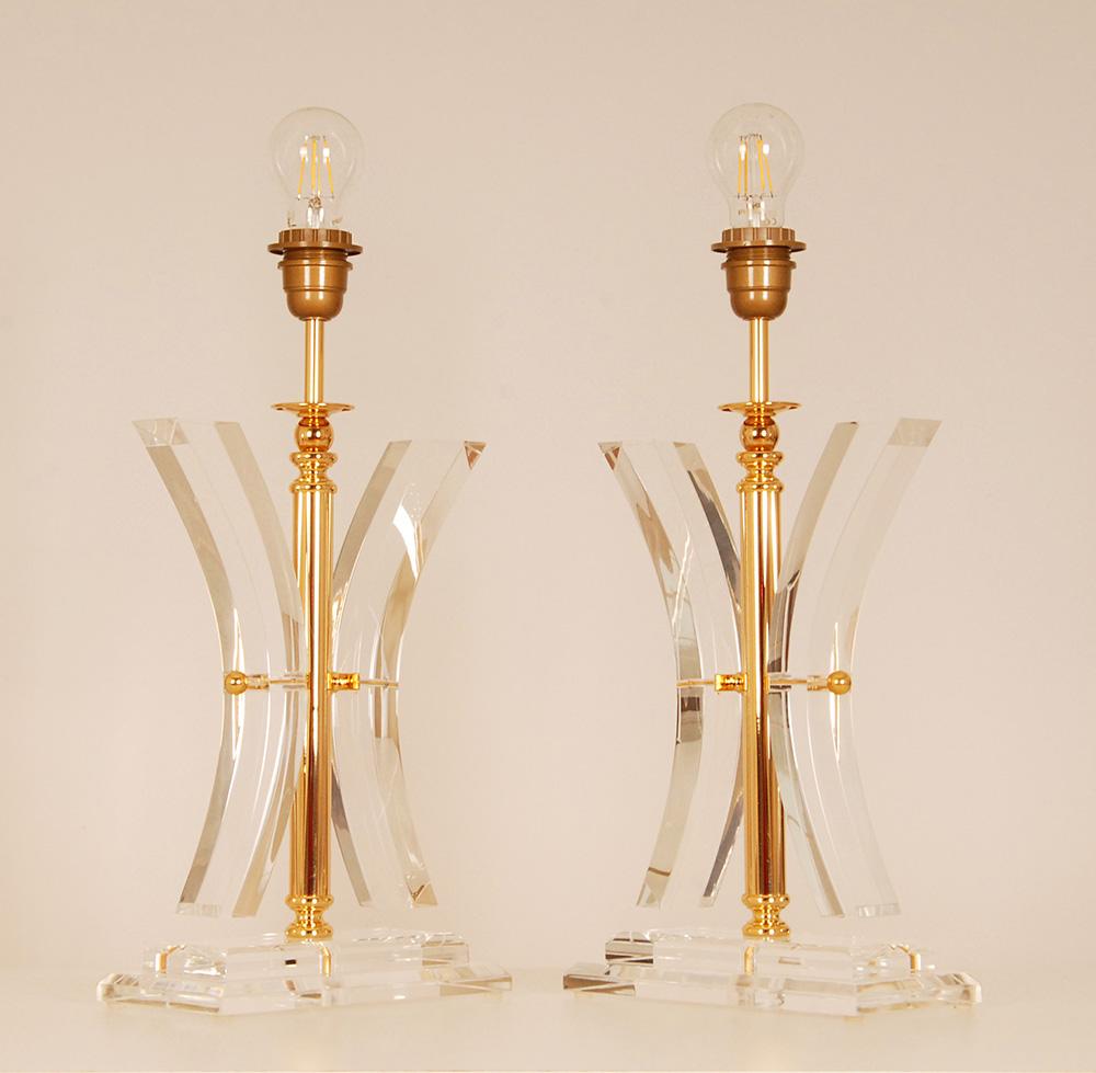 20th Century Mid Century Table Lamps Gold Acrylic Kuatra Spain perspex lamps Crystal a pair For Sale