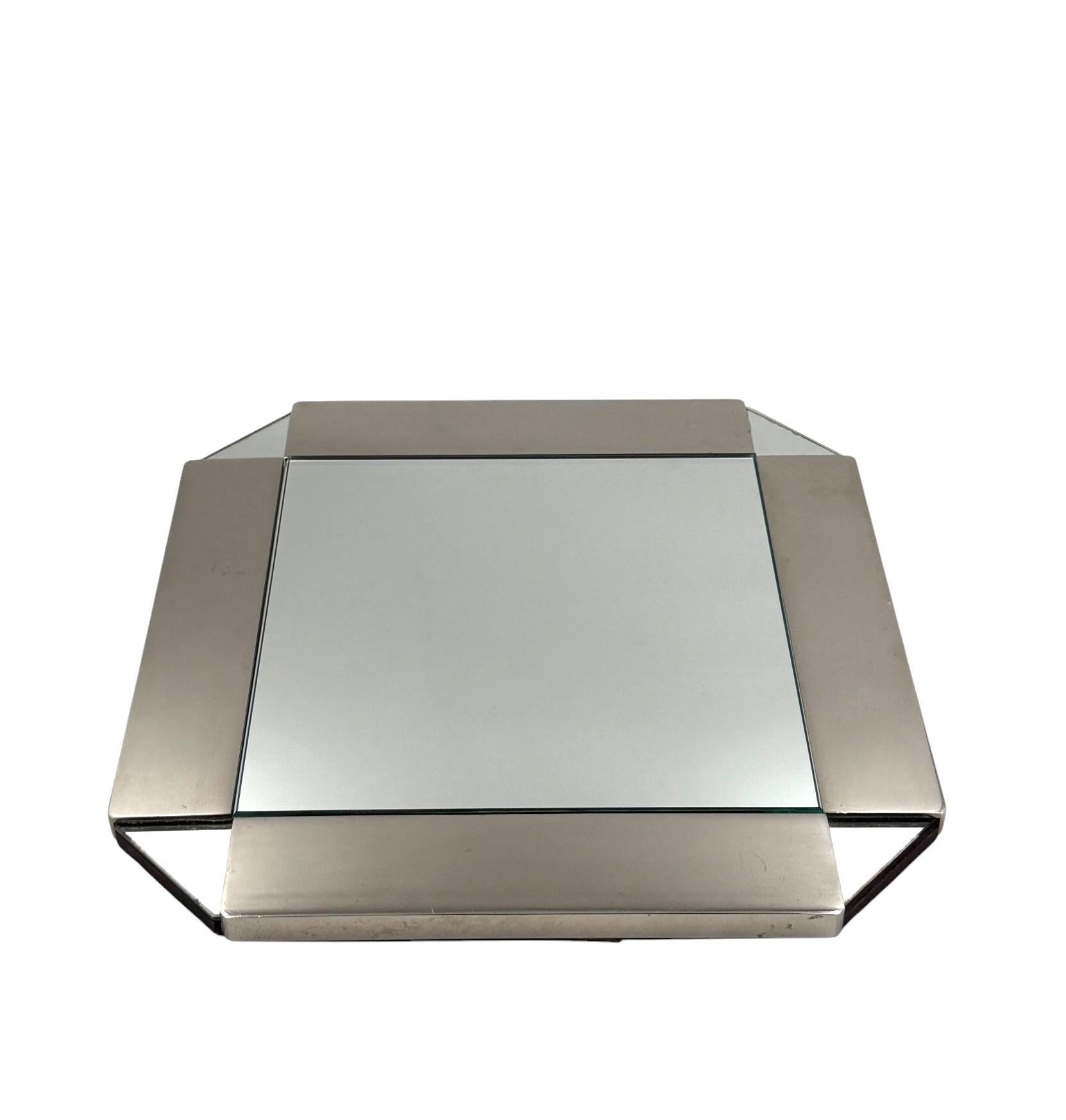 Miroir de table / vanité du milieu du siècle, Italie 1970 en vente 6