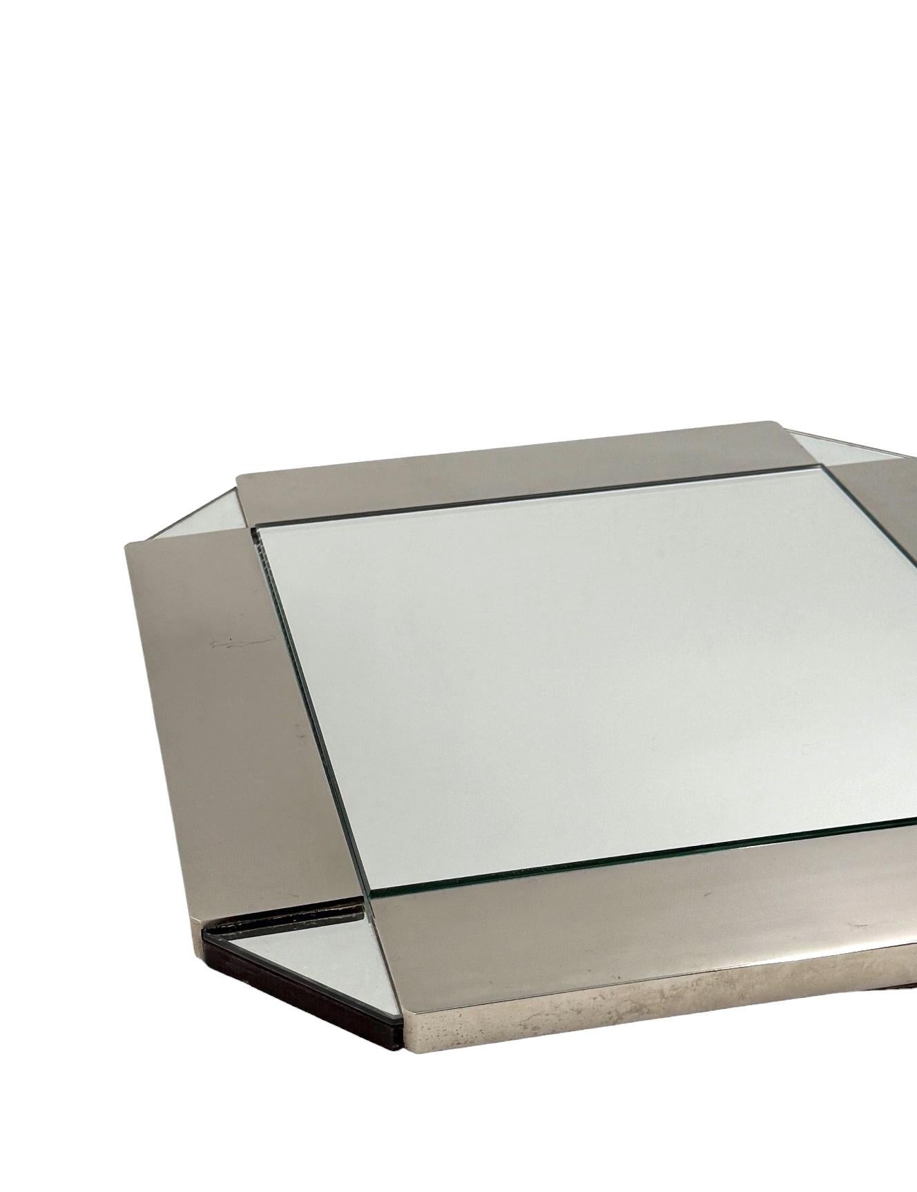 Miroir de table / vanité du milieu du siècle, Italie 1970 en vente 7