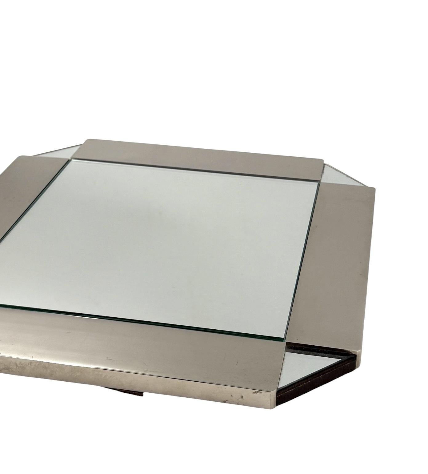 Miroir de table / vanité du milieu du siècle, Italie 1970 en vente 8