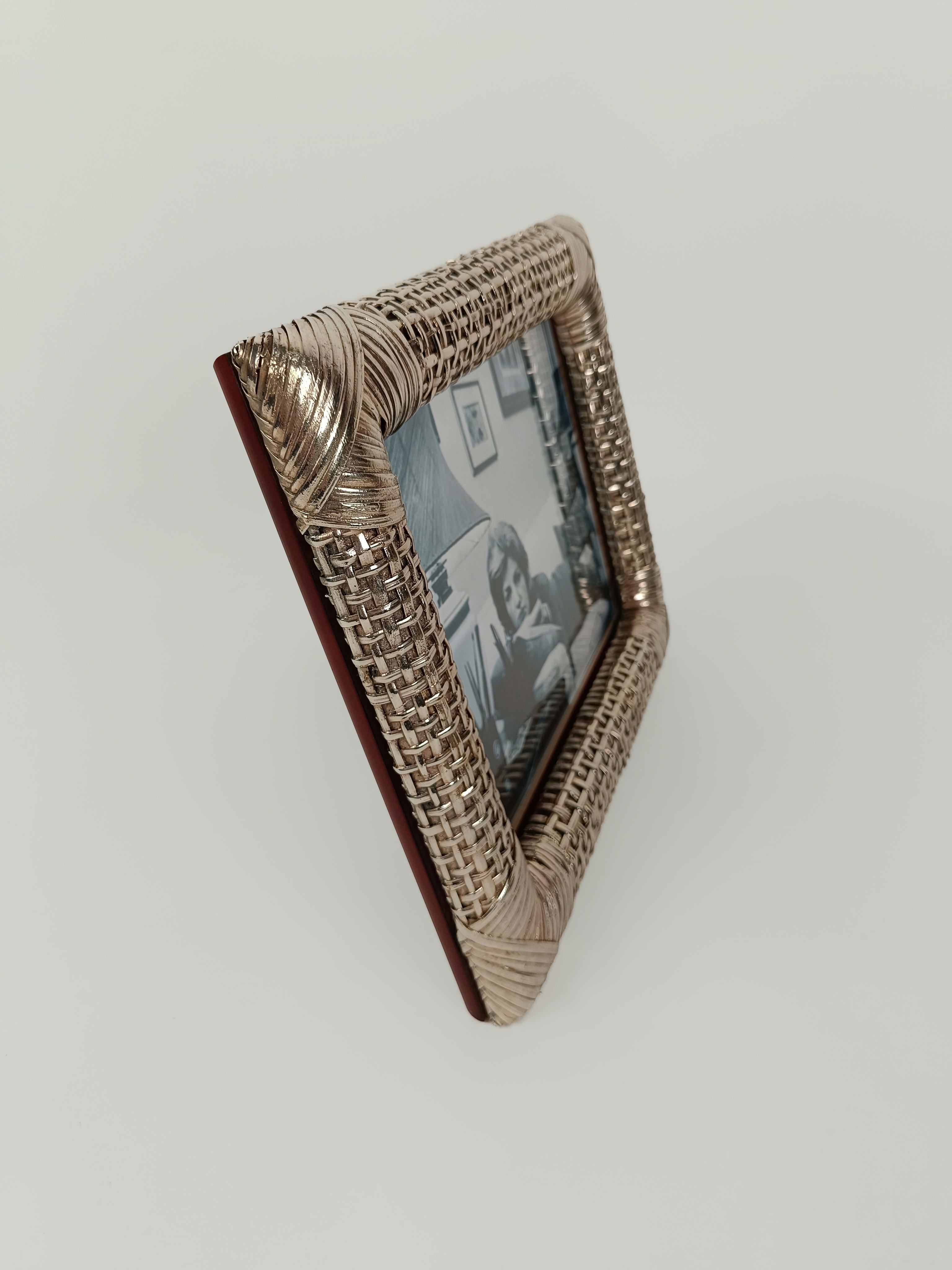 Midcentury Table Picture Frame Made in Silver Plated Woven Wicker, Italy 1970s For Sale 10