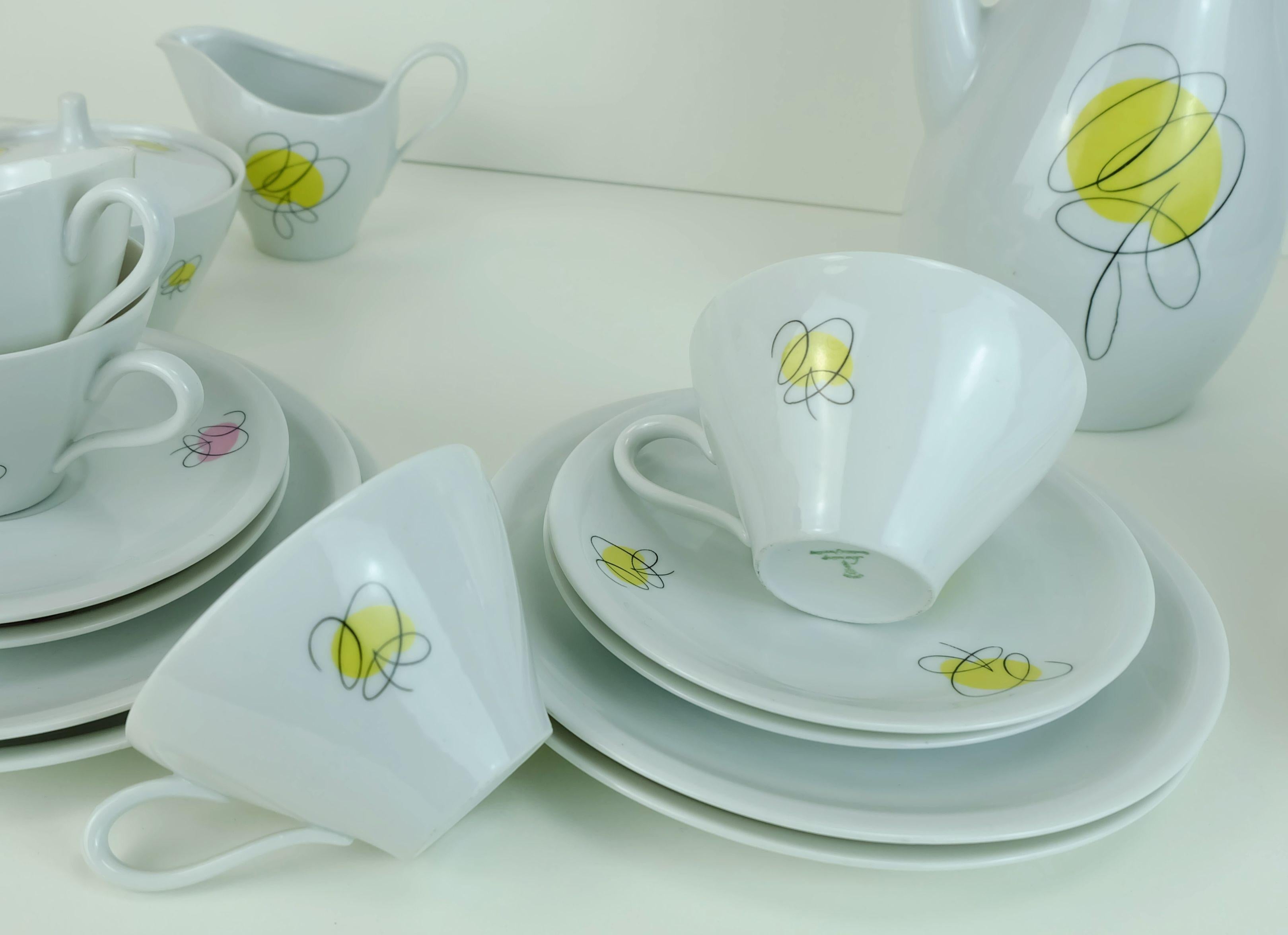 TABLEWARE schimmerndes abstraktes Bavaria-Dekor aus der Mitte des Jahrhunderts in Pastellfarben 1950er Jahre (Deutsch) im Angebot