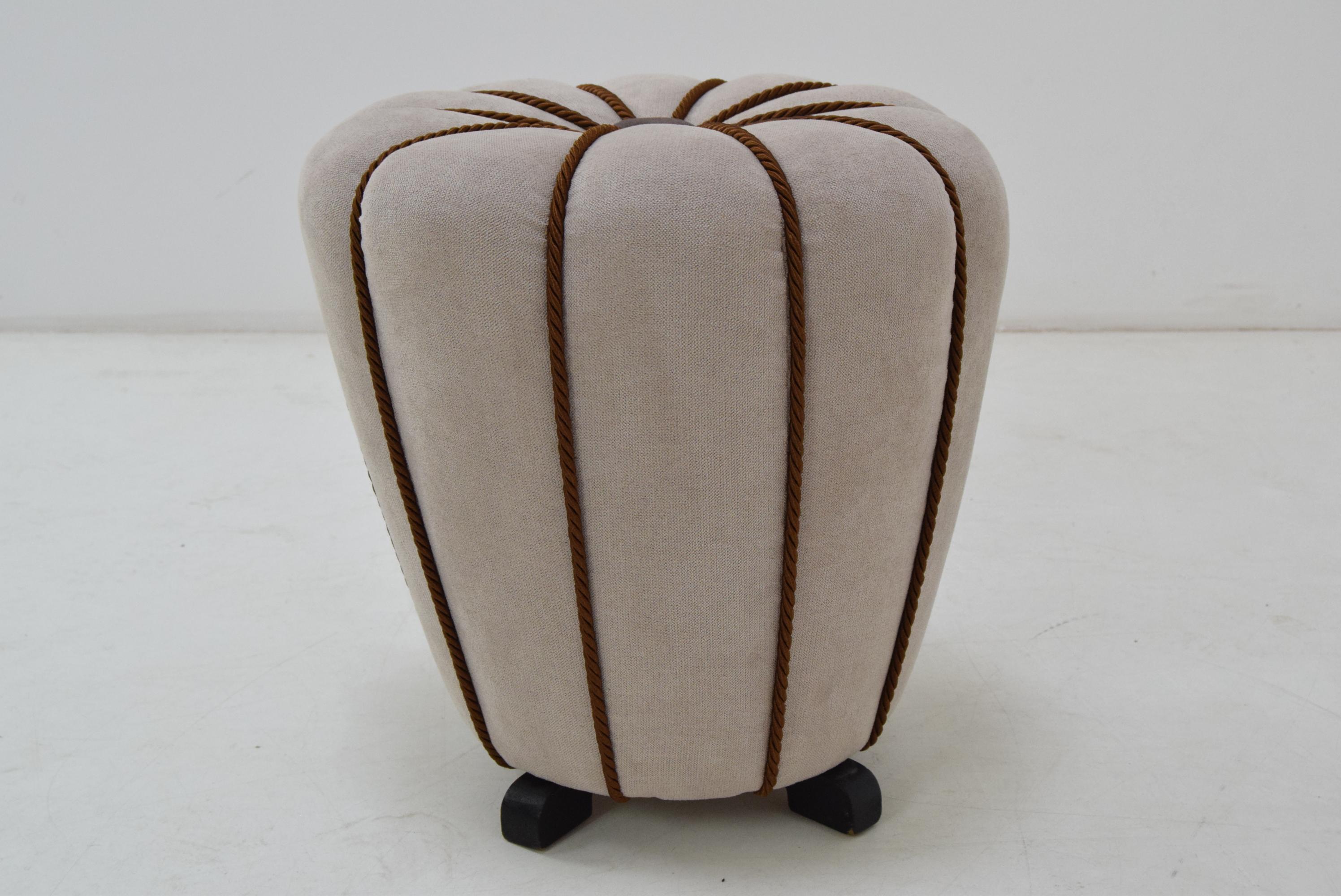 Mid-Century Tabouret by Jindrich Halabala, 1950’s In Good Condition In Praha, CZ