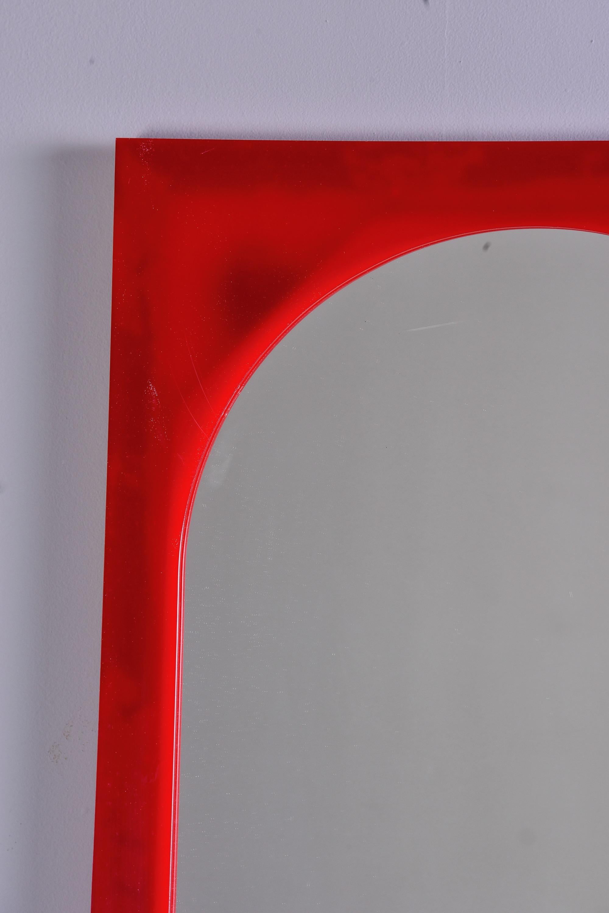 Mid Century Tall Red Plastic Mirror Attributed to Anna Castelli for Kartell For Sale 1