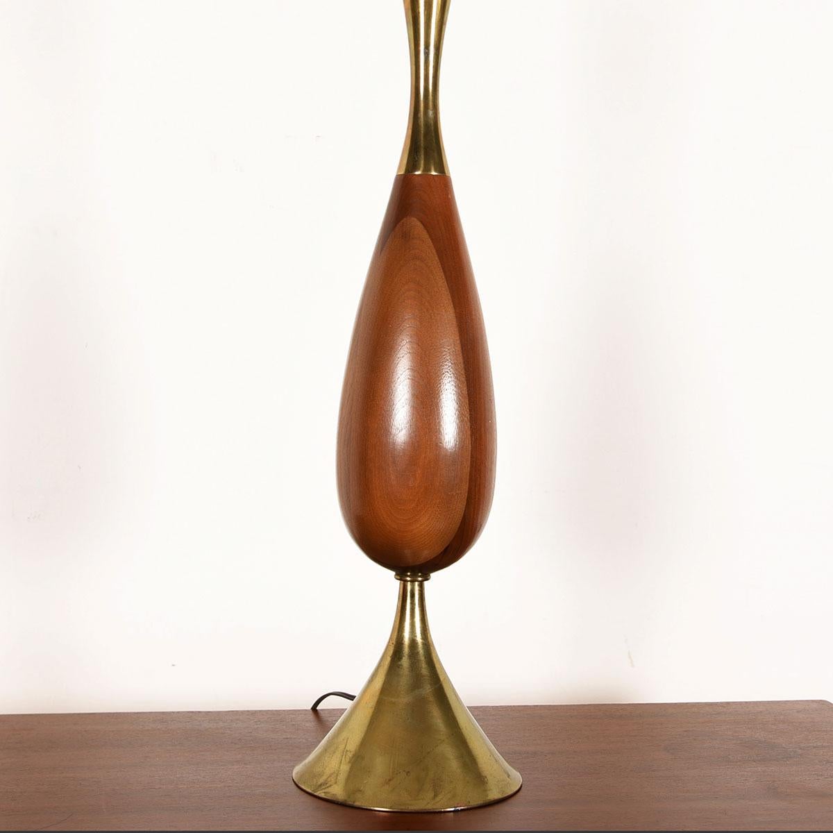 Midcentury Tall Walnut & Brass Table Lamp by Tony Paul for Westwood In Excellent Condition For Sale In Kensington, MD