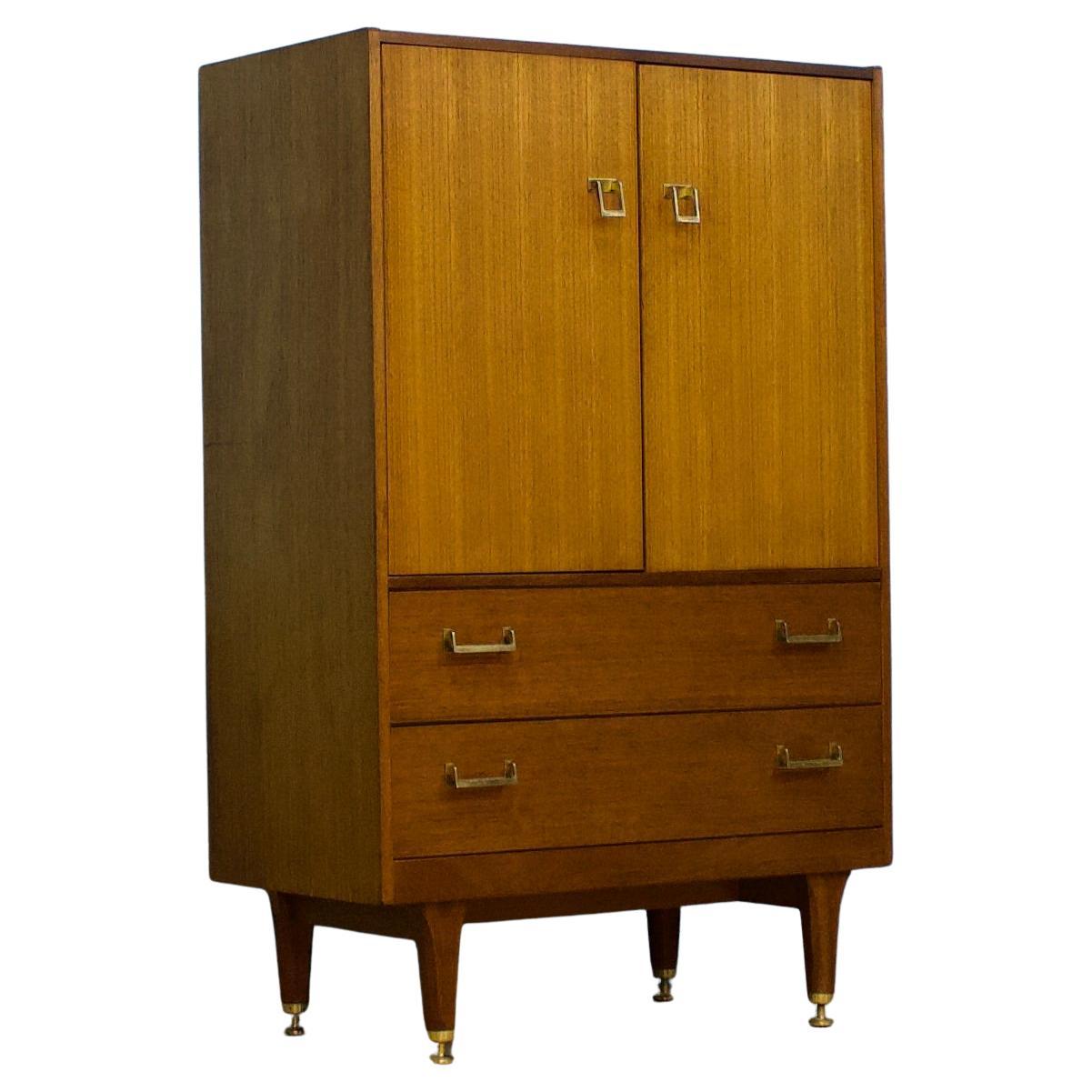 Armoire de commode haute du milieu du siècle dernier de G Plan, années 1950