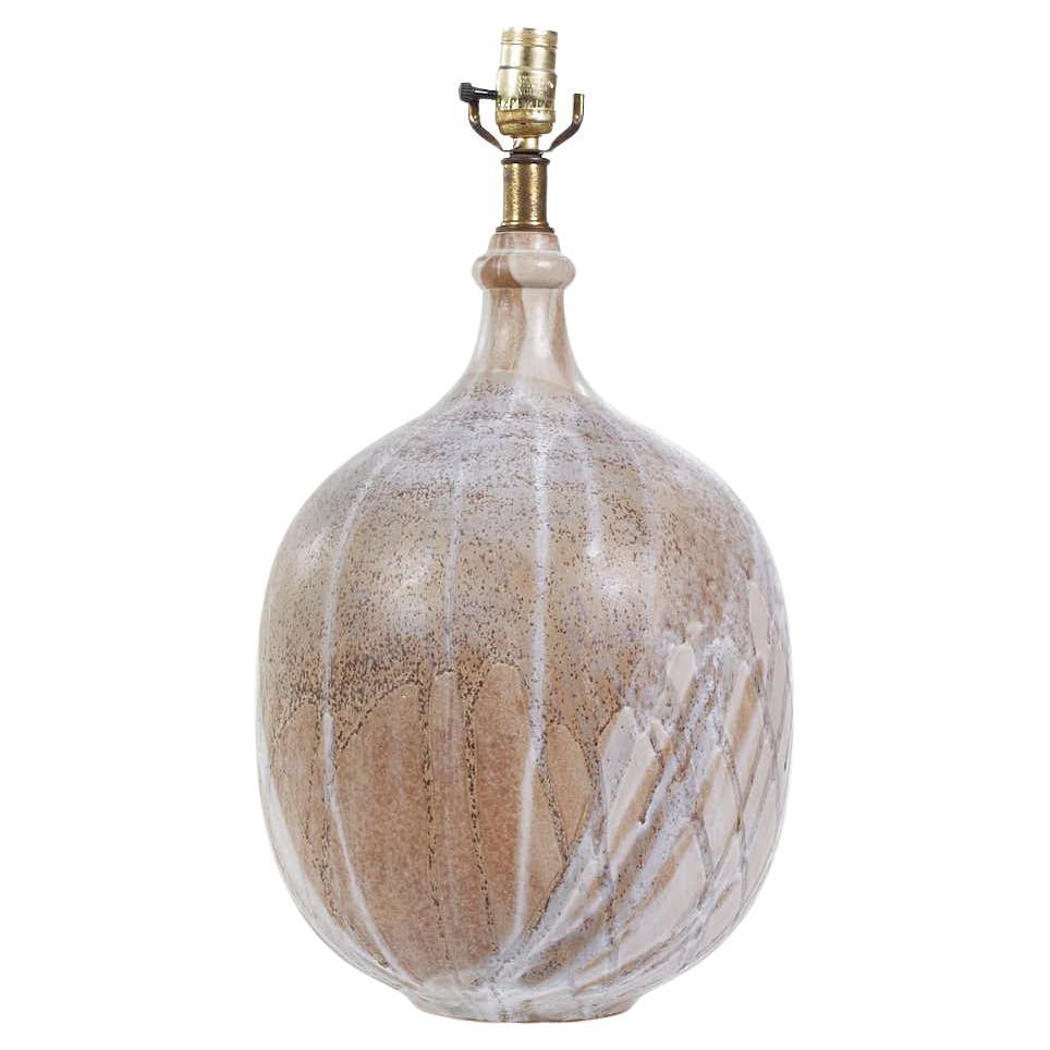 Mid Century Tan Drip Glaze Keramik Lampe