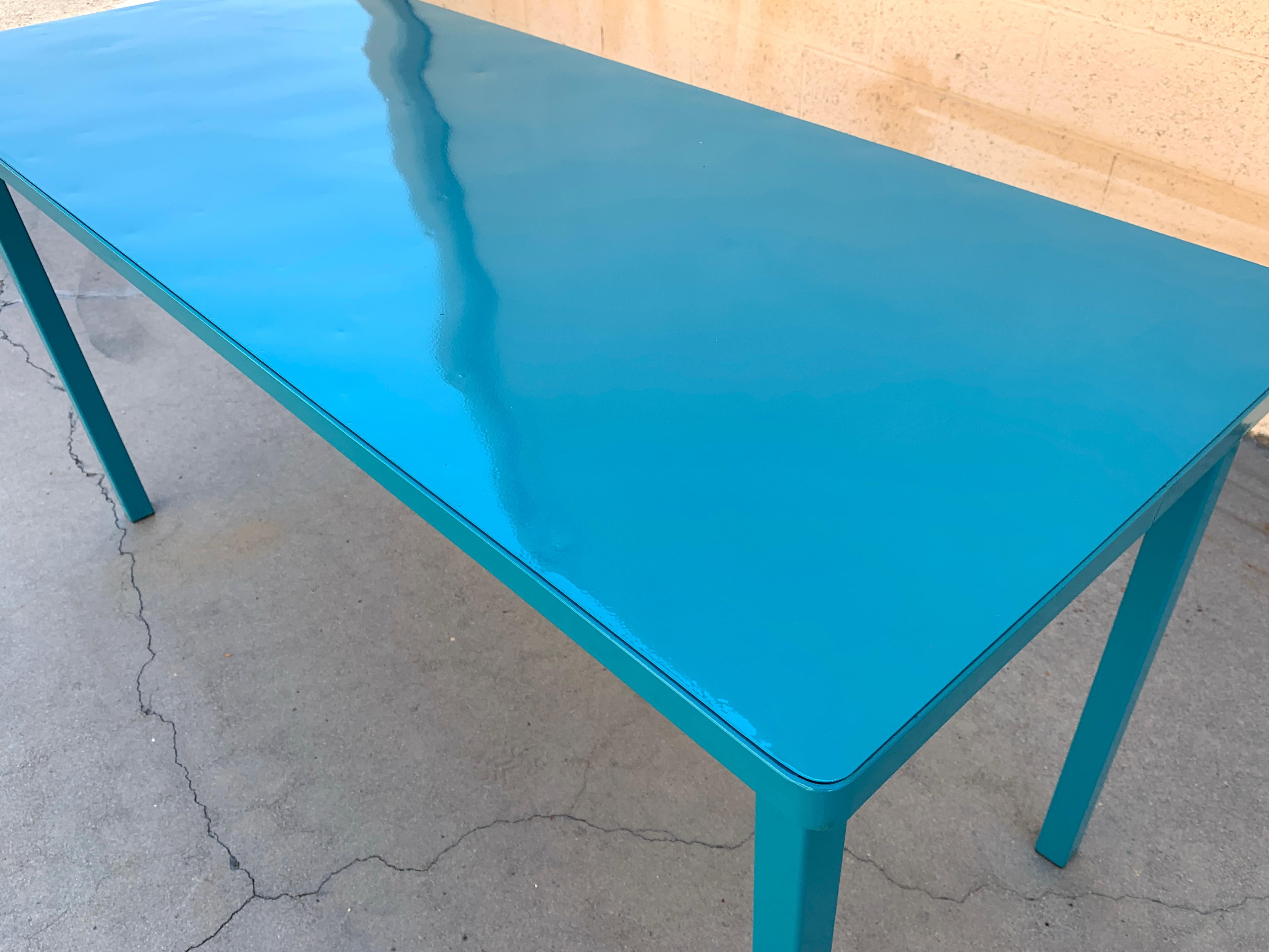 Powder-Coated Midcentury Tanker Table in an Uncommon Size, Refinished in Teal For Sale