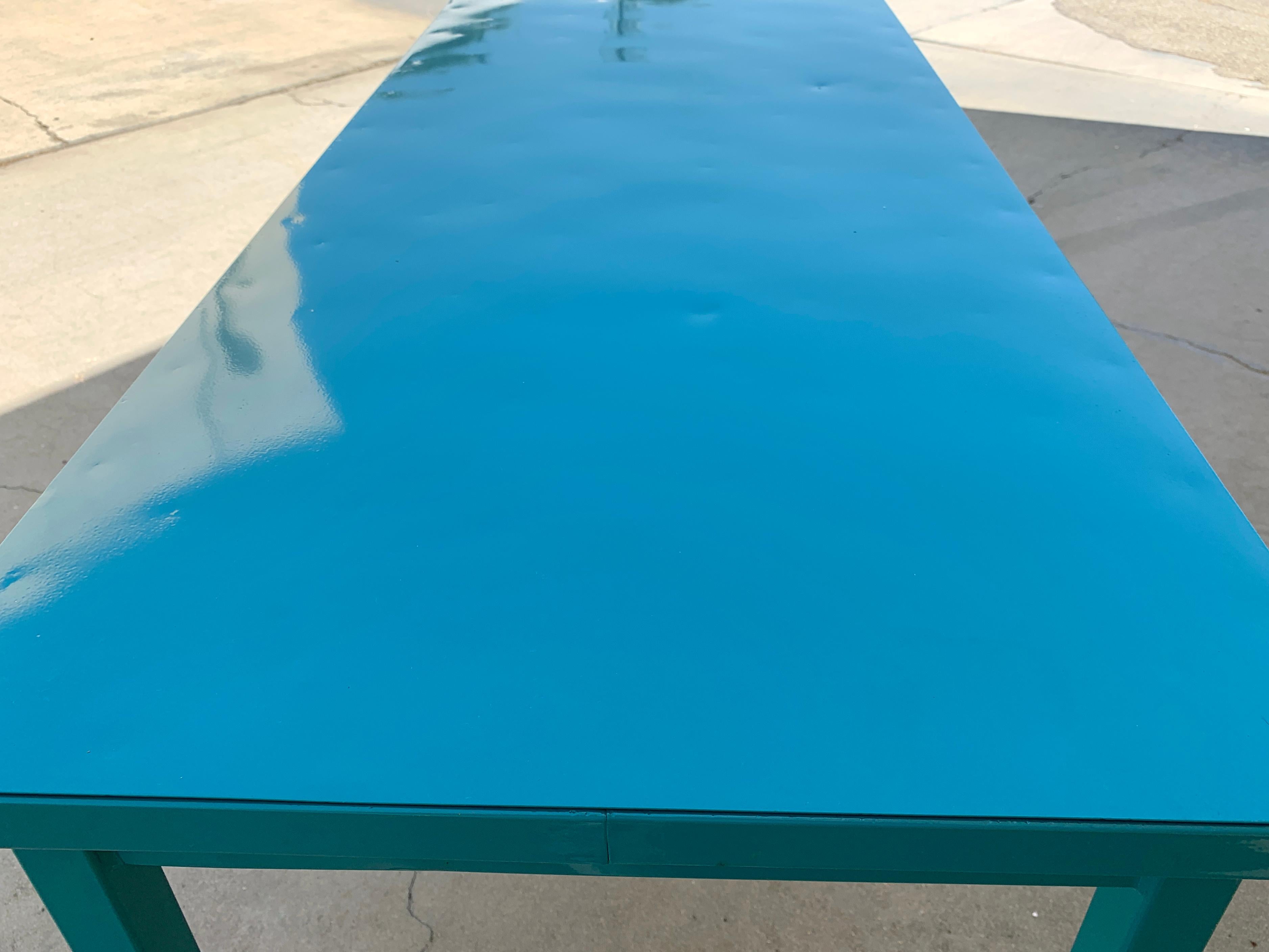 Midcentury Tanker Table in an Uncommon Size, Refinished in Teal In Good Condition For Sale In Alhambra, CA