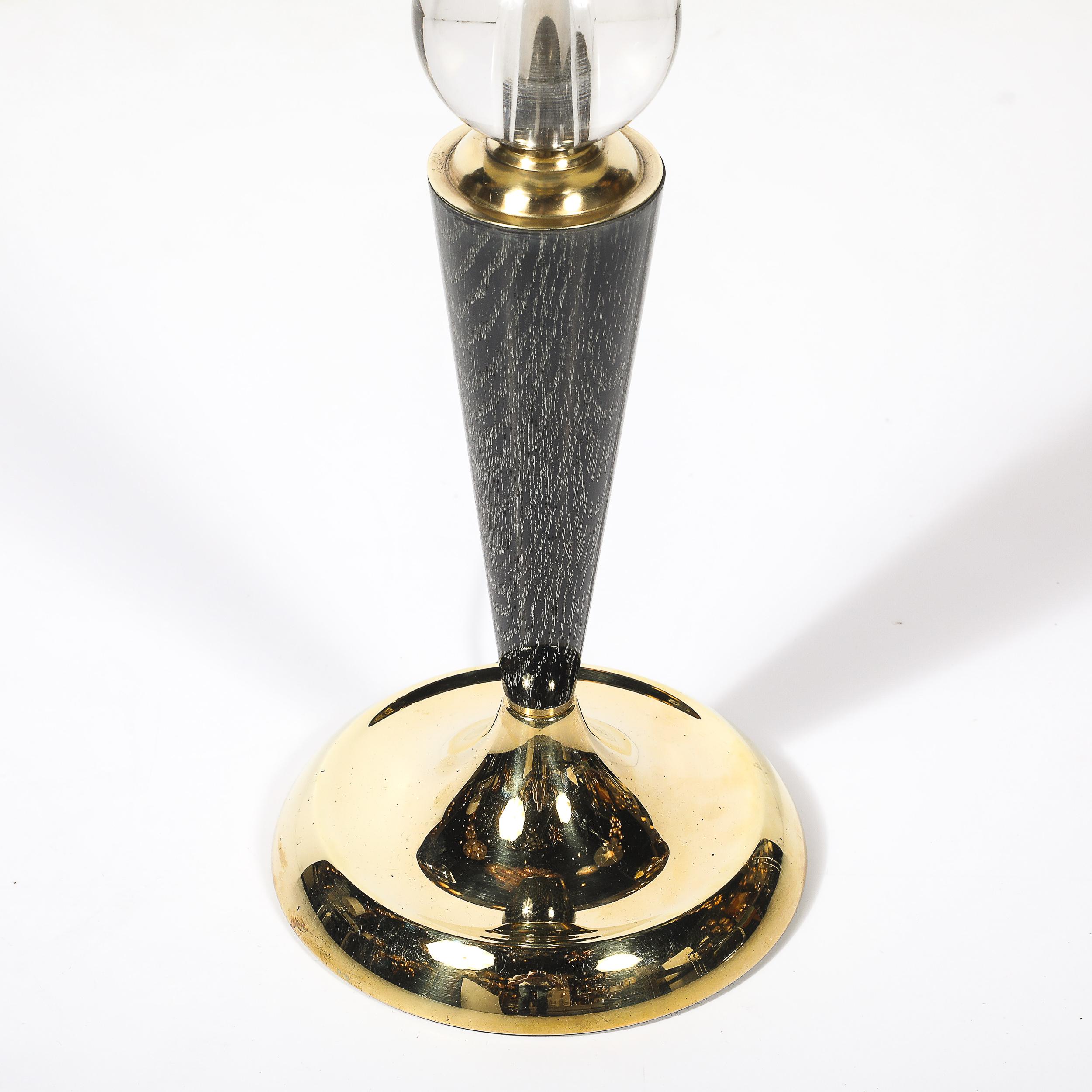 Laiton Lampes de table fuselées du milieu du siècle en laiton et noyer cérusé argenté avec détails en forme de sphère en vente