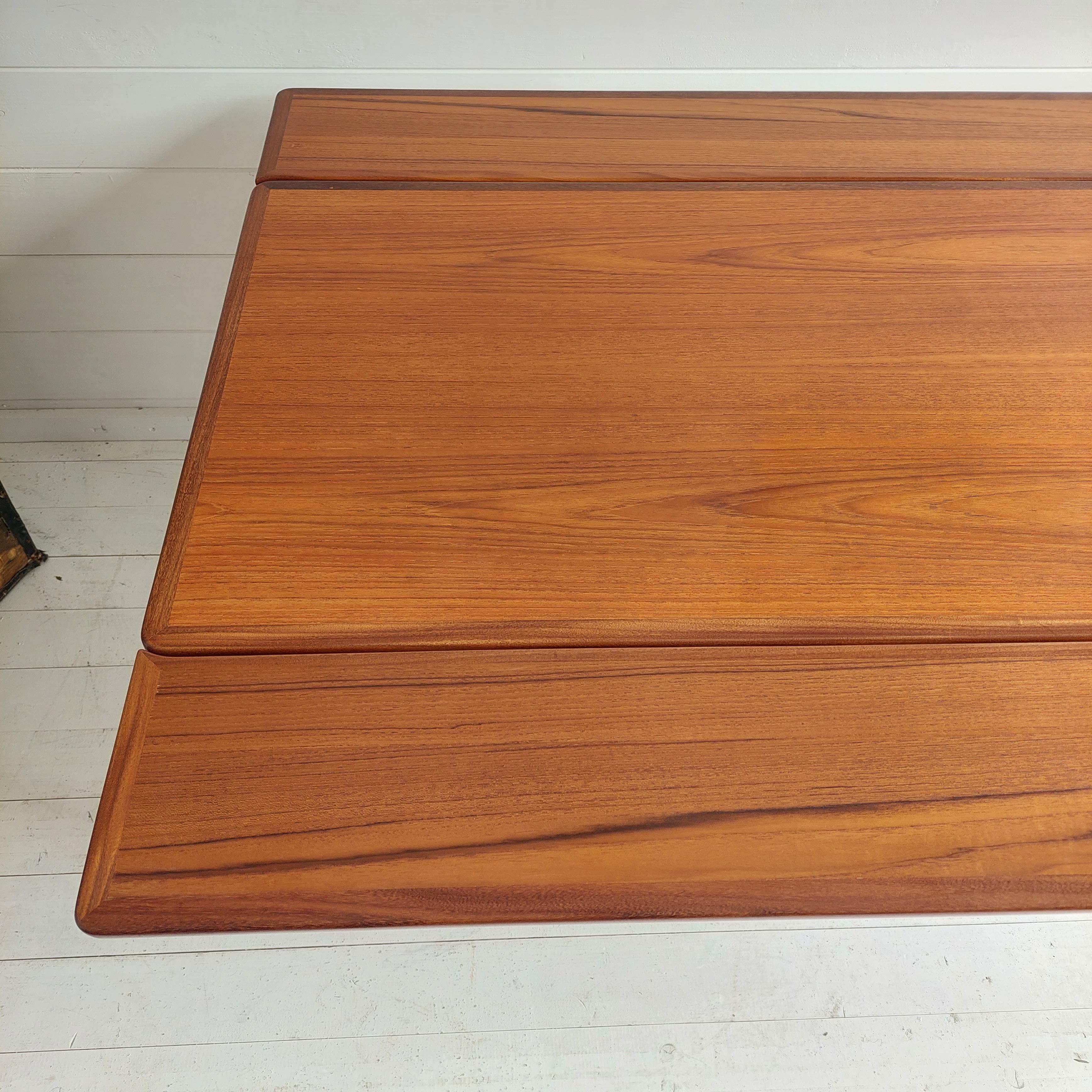 20th Century Mid Century Teak, Afromosia Danish Extendable Coffee Tale  B. C. Møbler, Denmark
