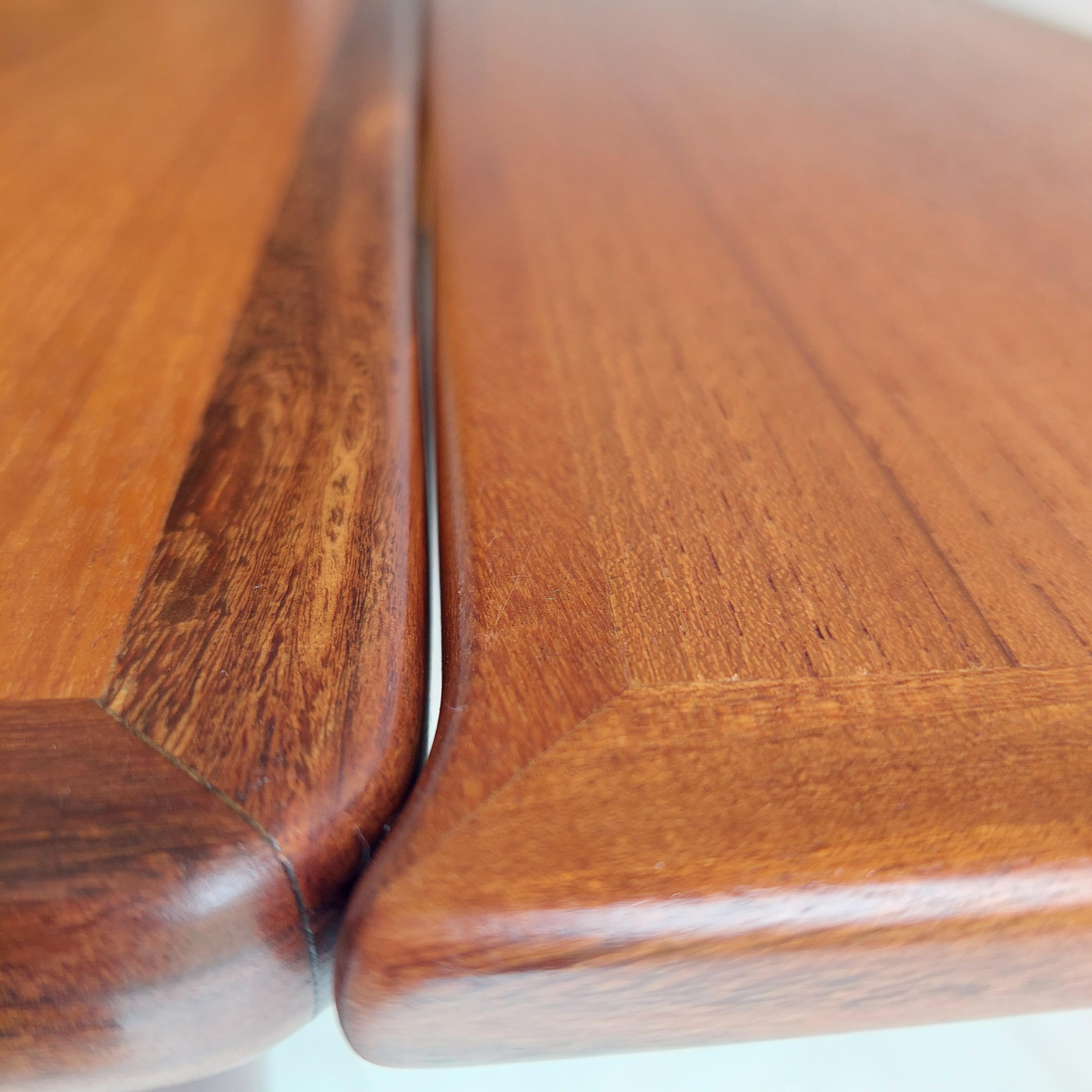Mid Century Teak, Afromosia Danish Extendable Coffee Tale  B. C. Møbler, Denmark 3