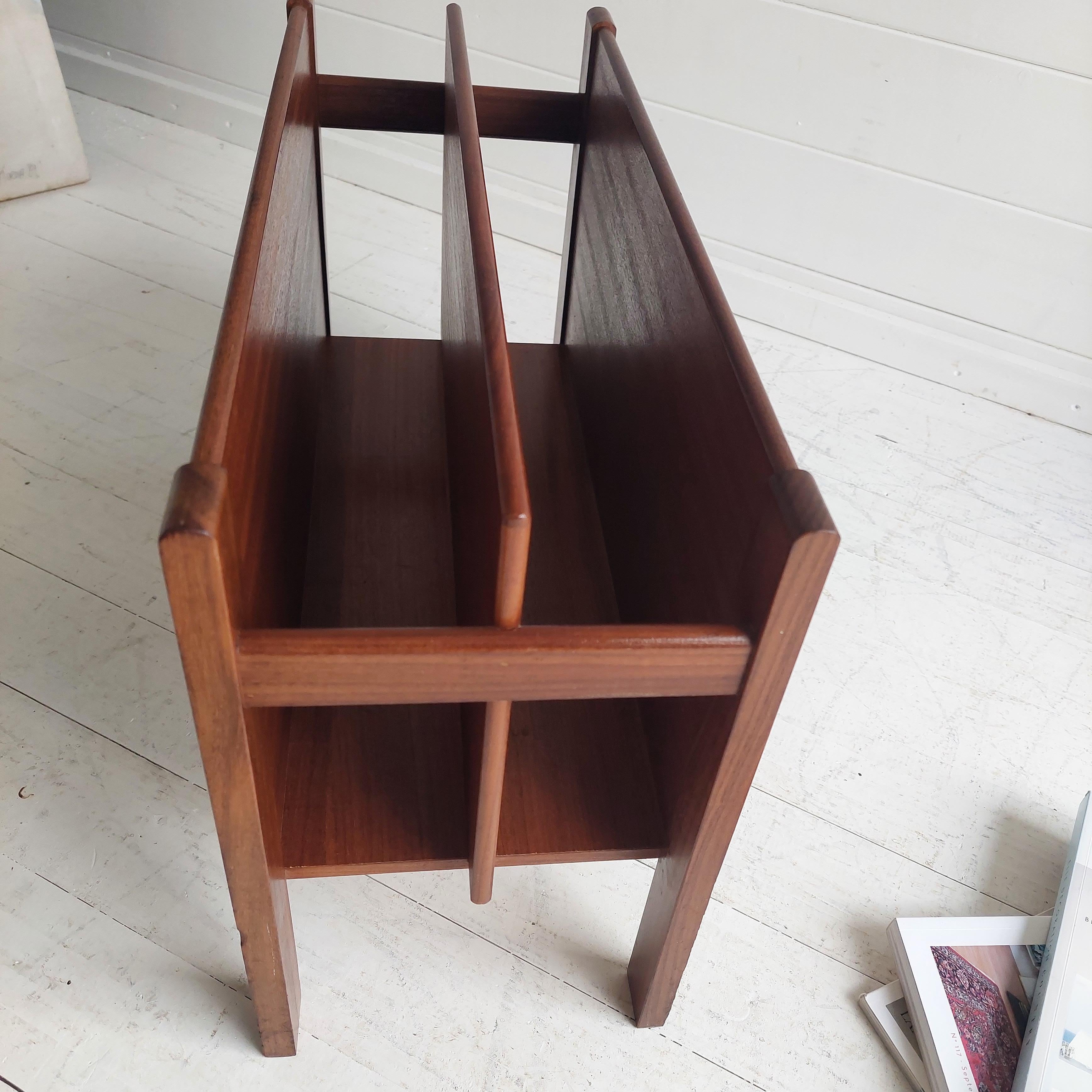 Mid-Century Teak Afromosia Guy Rogers Magazine Rack, 1960s 6