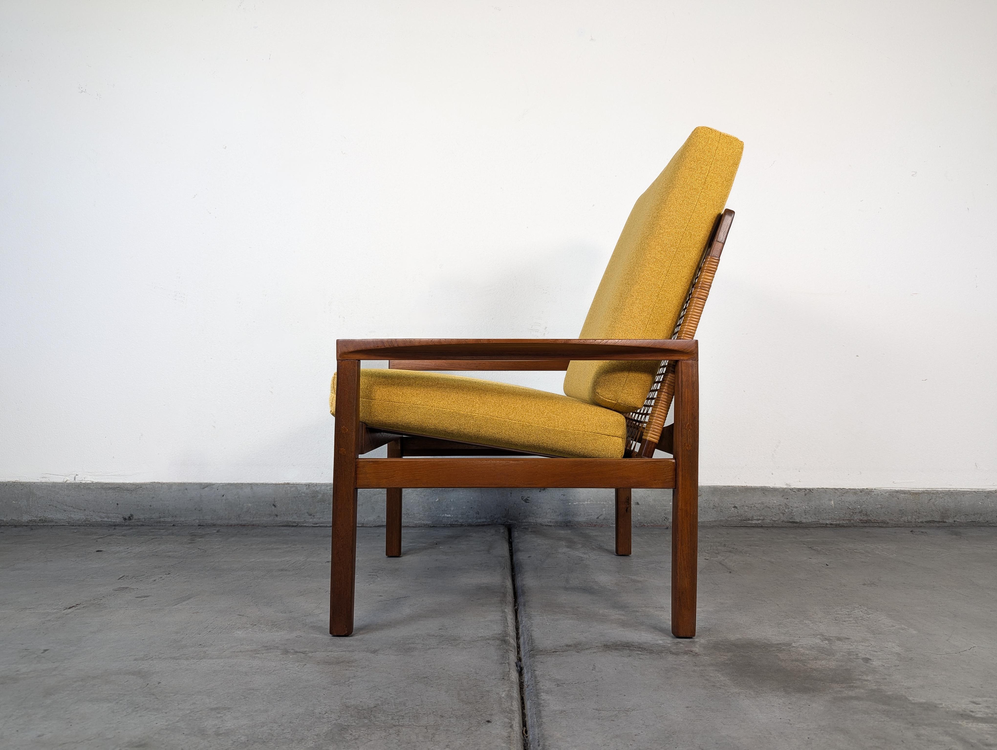 Loungesessel aus Teakholz und Rohr, Mitte des Jahrhunderts, von Hans Olsen für Juul Kristensen, um 1960 (Dänisch) im Angebot