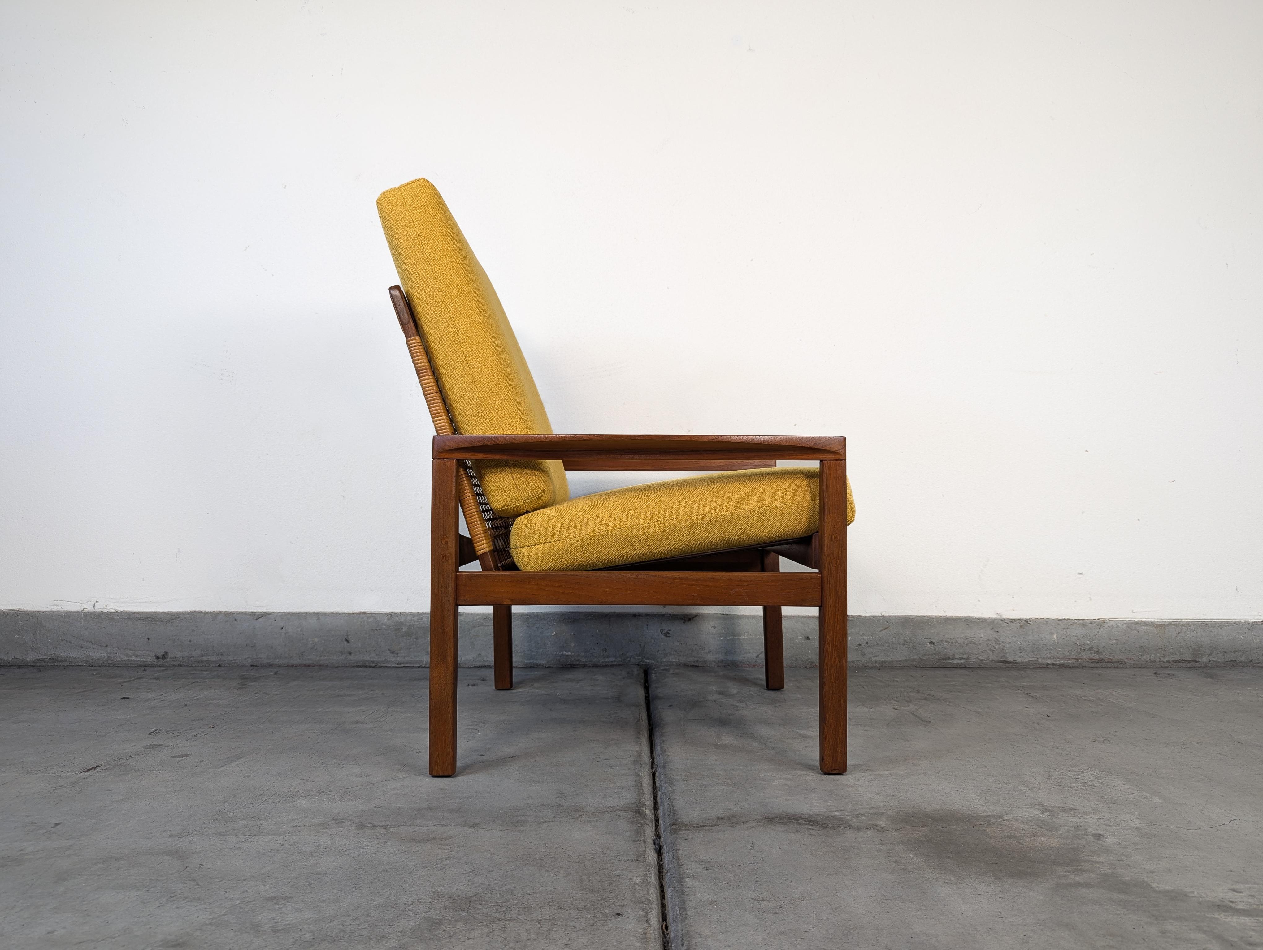 Loungesessel aus Teakholz und Rohr, Mitte des Jahrhunderts, von Hans Olsen für Juul Kristensen, um 1960 (Gehstock) im Angebot