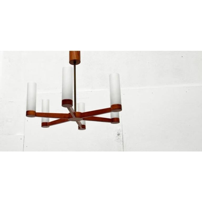 Europeo Lampada a soffitto a sospensione in teak e vetro di metà secolo, anni '60 in vendita