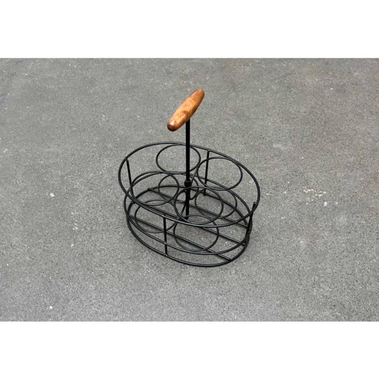 Portabotellas de teca y metal de mediados de siglo al estilo de String en venta 2
