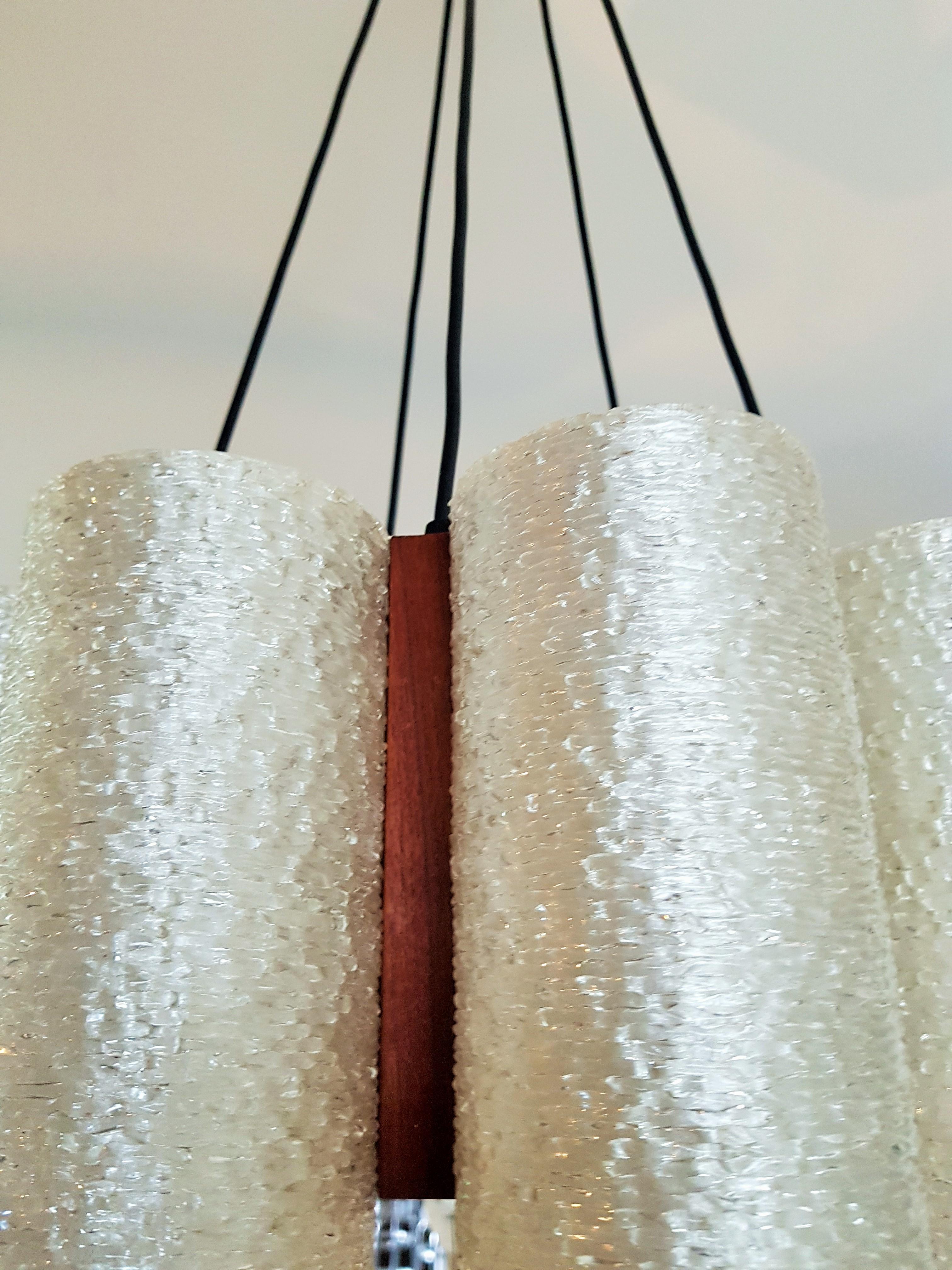 Lampadario di metà secolo in teak e resina, Danimarca, anni '60 in vendita 7