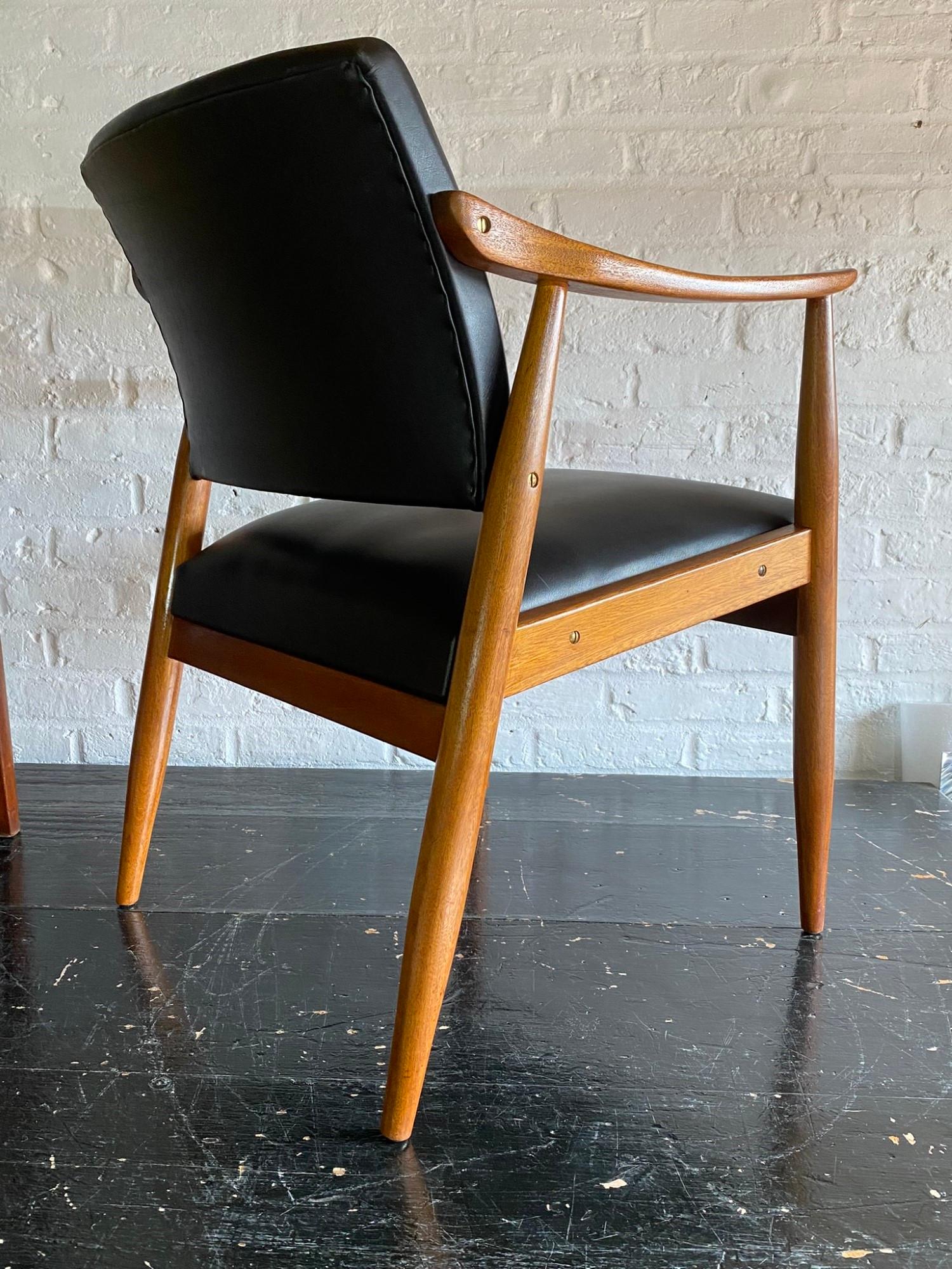 Mid-Century-Sessel aus Teakholz, skandinavisch, 1960er Jahre (Moderne der Mitte des Jahrhunderts)