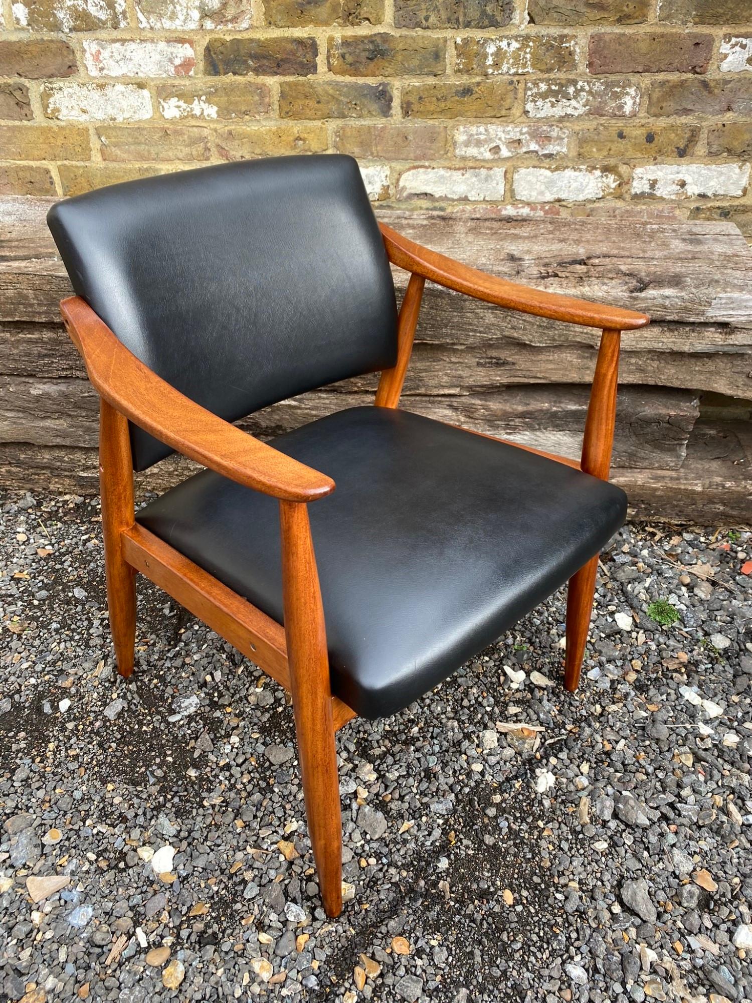 Midcentury Teak Armchair, Scandinavian, 1960s In Good Condition For Sale In Richmond, Surrey