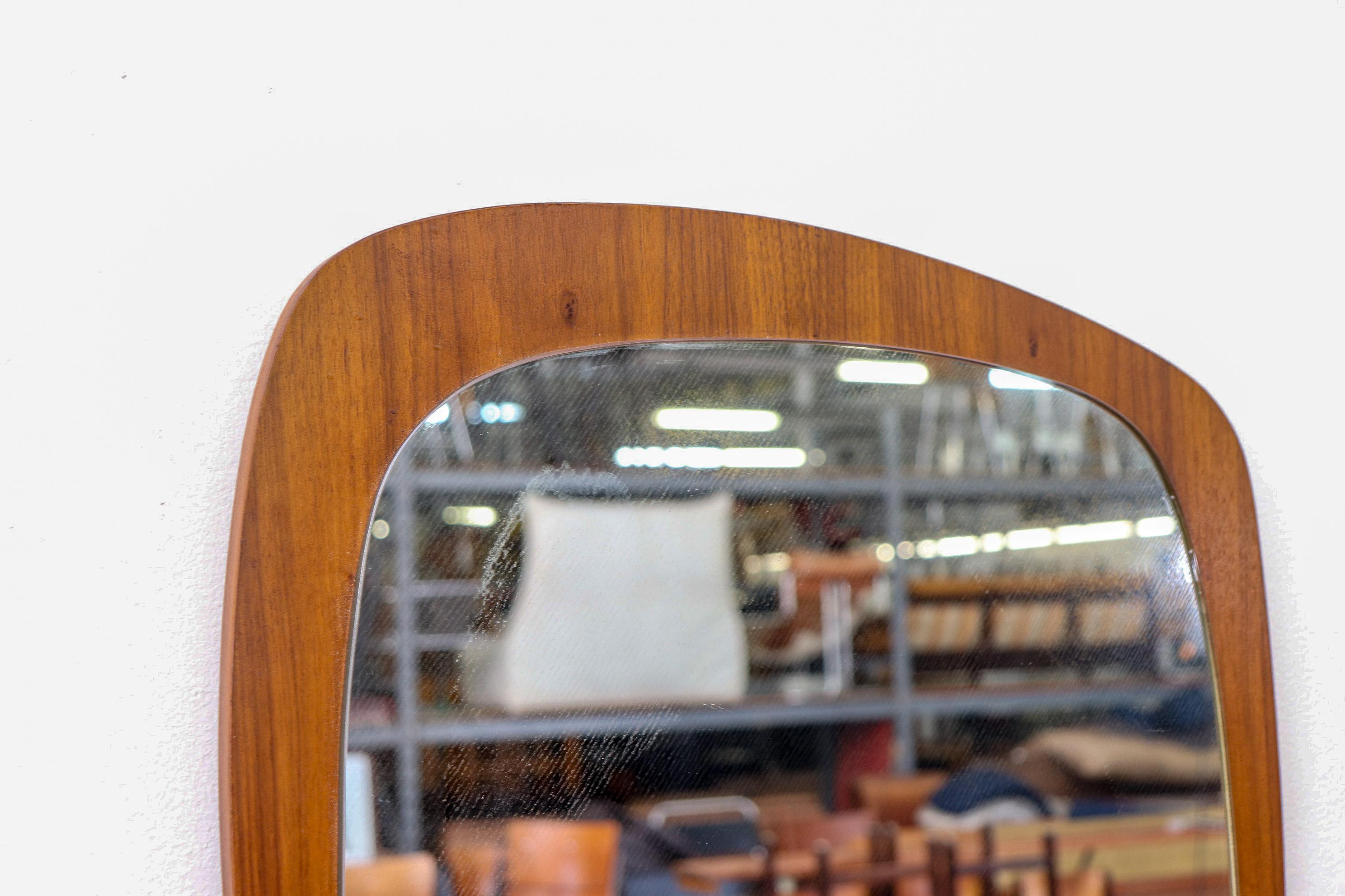 asymmetric wall mirror