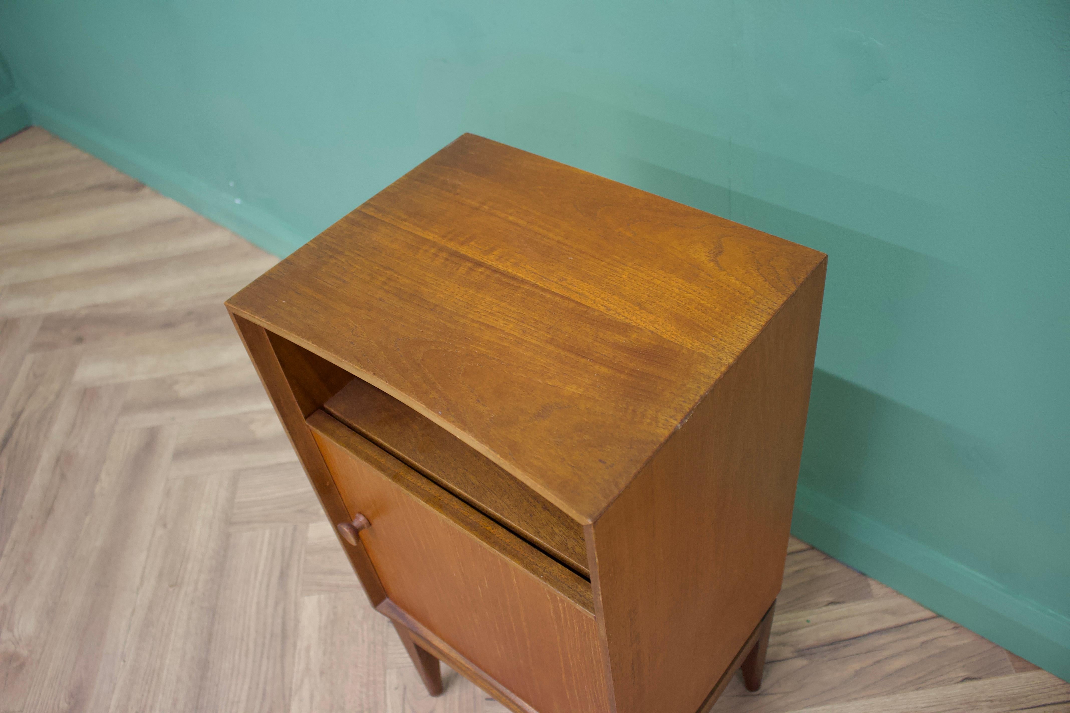 Veneer Mid-Century Teak Bedside Table from McIntosh, 1960s