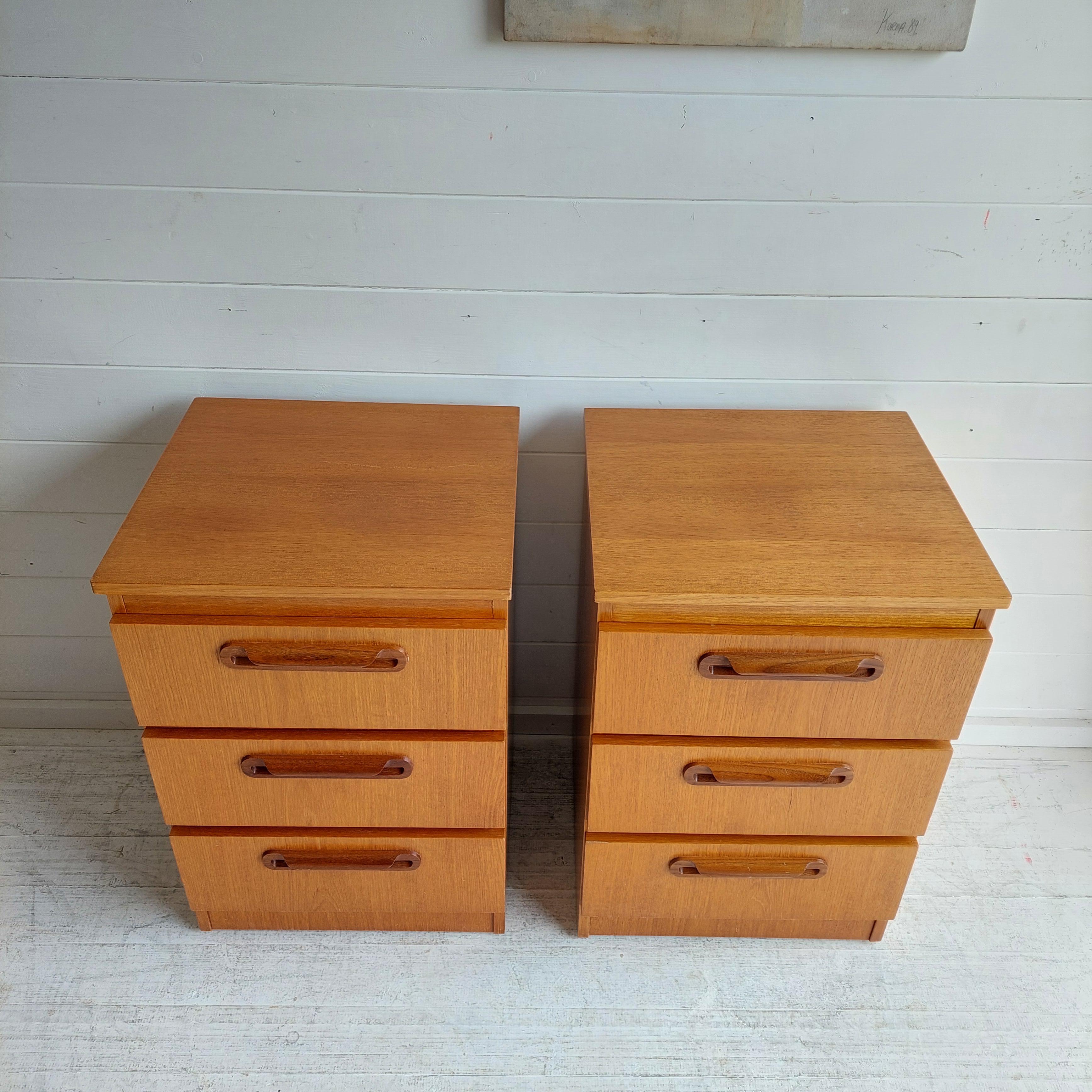 Mid Century Teak Bedside Tables Drawers, JS Salko G Plan Style, 1970s Set of 2 For Sale 5