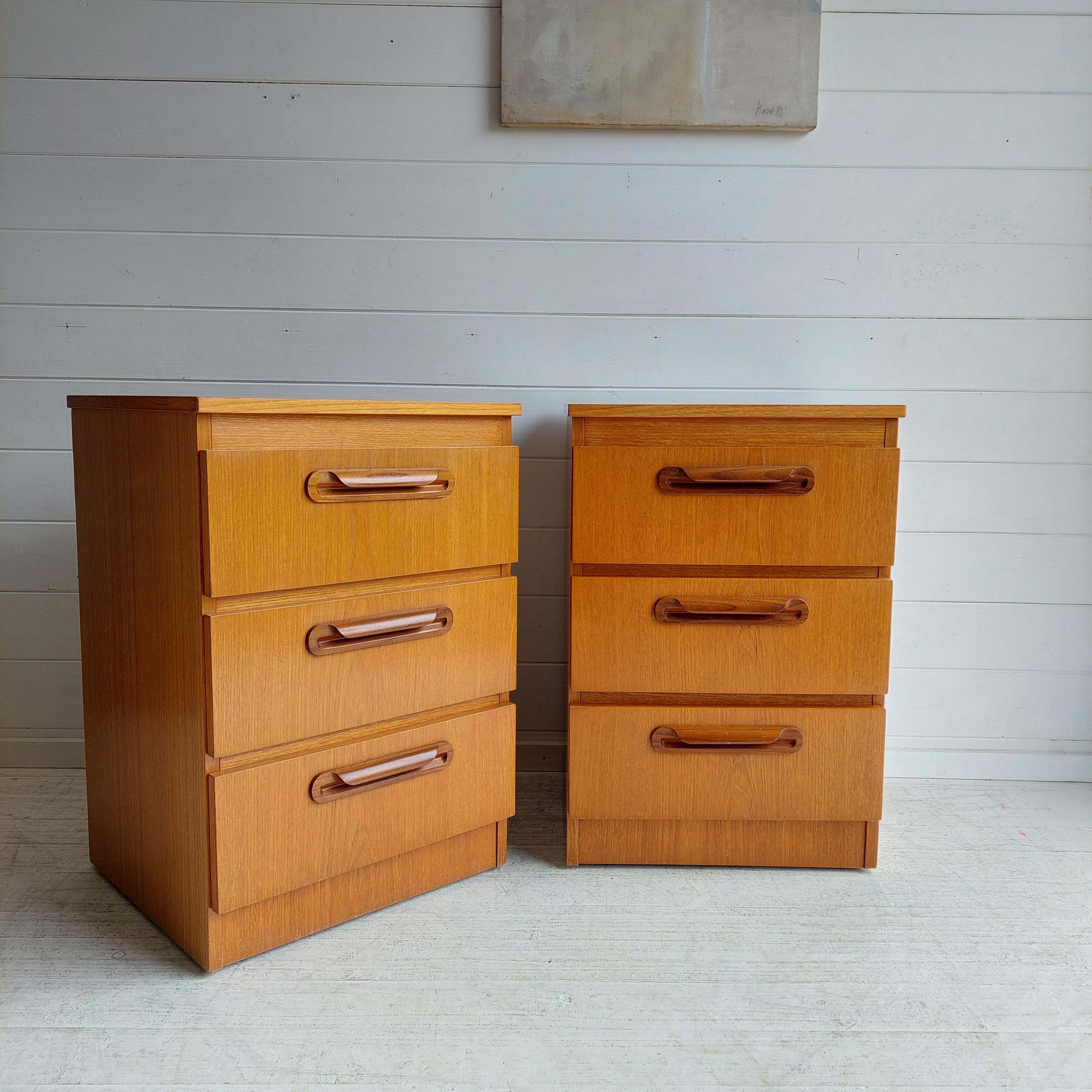 British Mid Century Teak Bedside Tables Drawers, JS Salko G Plan Style, 1970s Set of 2 For Sale