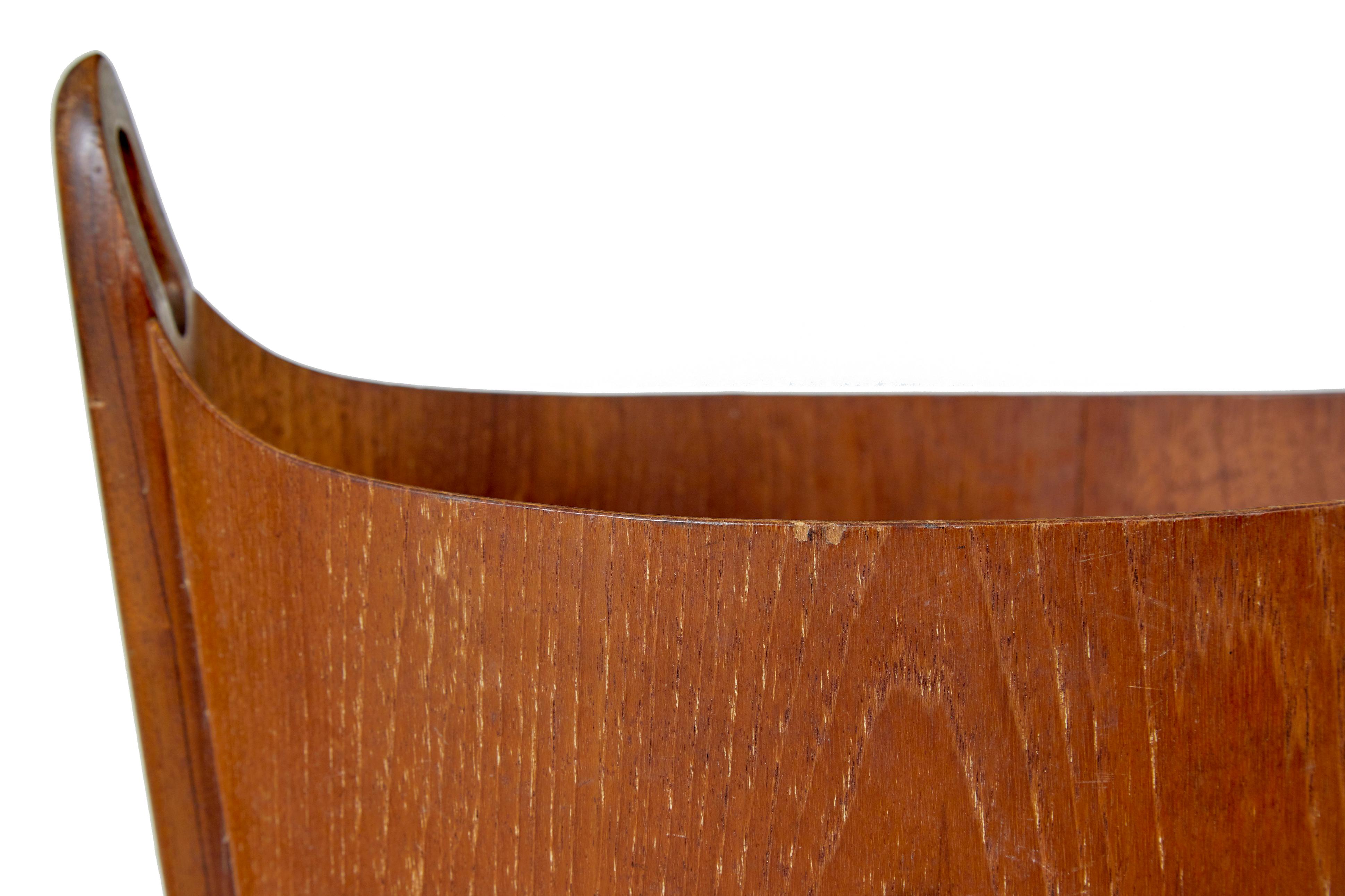 XX secolo Bidone in teak di metà secolo di Einer Barnes per P.S. Heggen in vendita