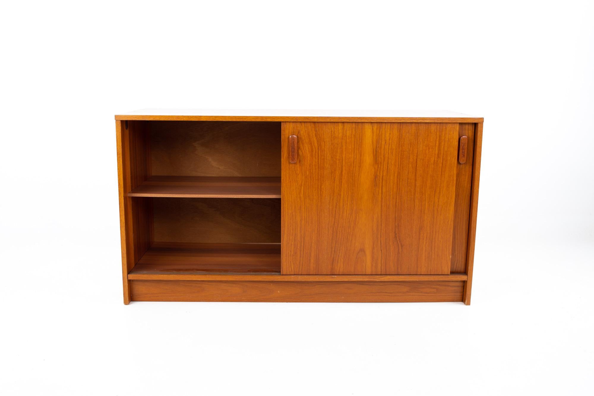 Mid Century Teak Book Case Buffet and Hutch 9