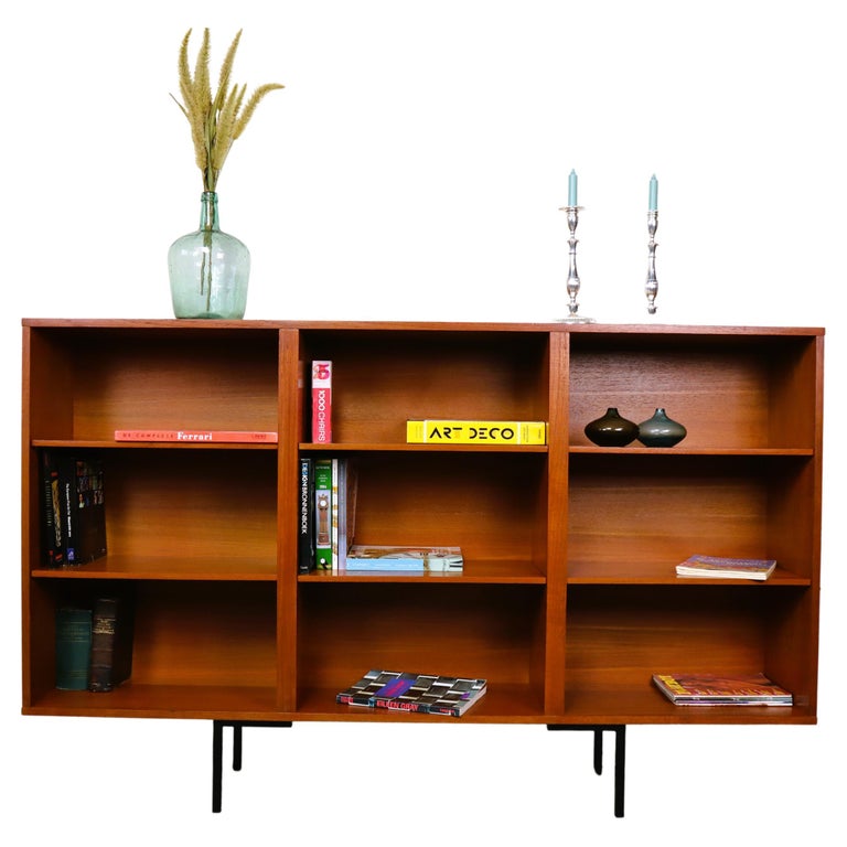 Midcentury Teak bookcase by Pierre Guariche for Meurop, 1960's at 1stDibs