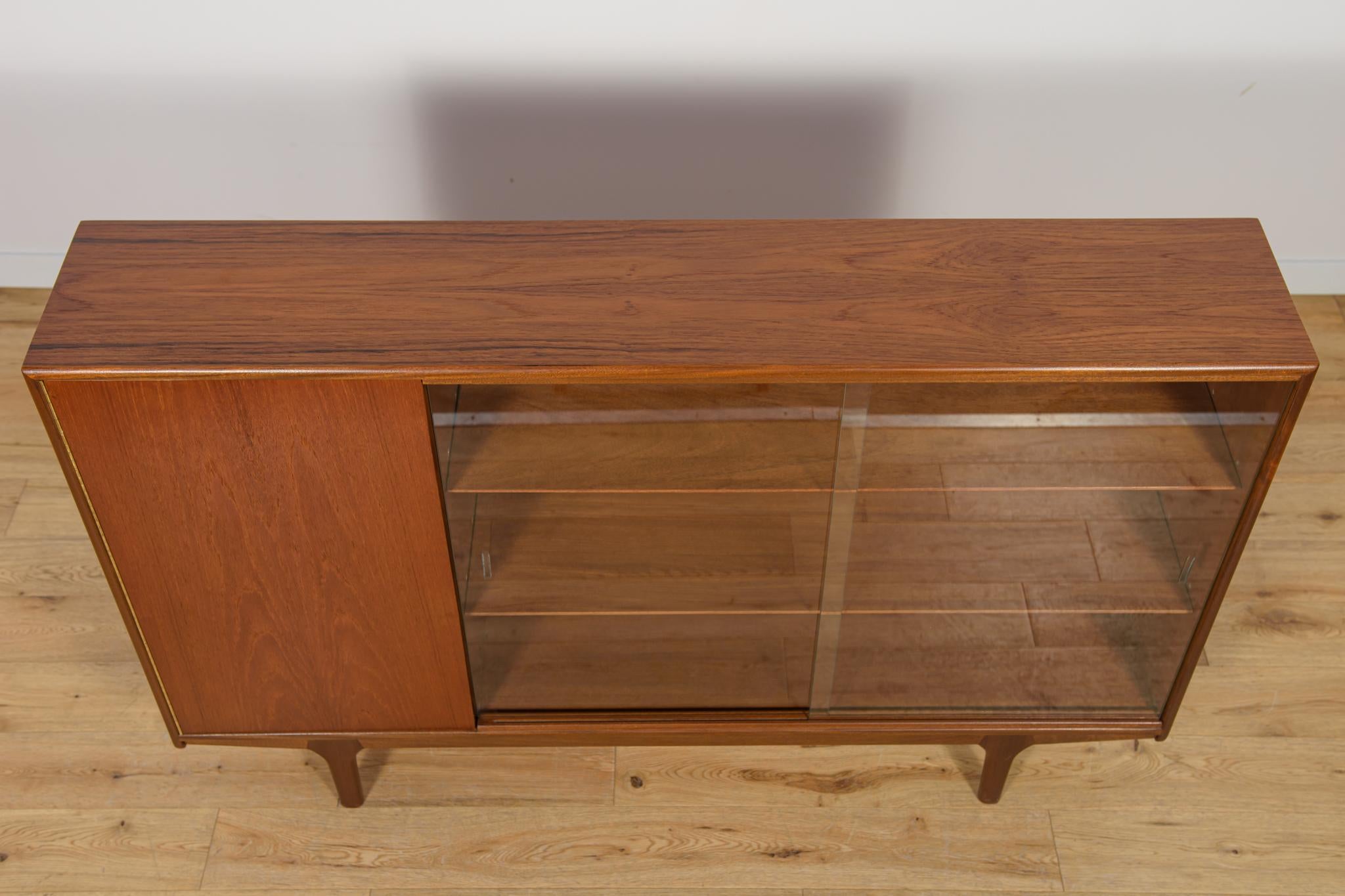 Mid-Century Modern Mid-Century Teak Bookshelf from McIntosh, 1960s For Sale