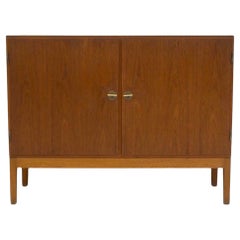 Armoire en teck du milieu du siècle Modèle 232 par Børge Mogensen