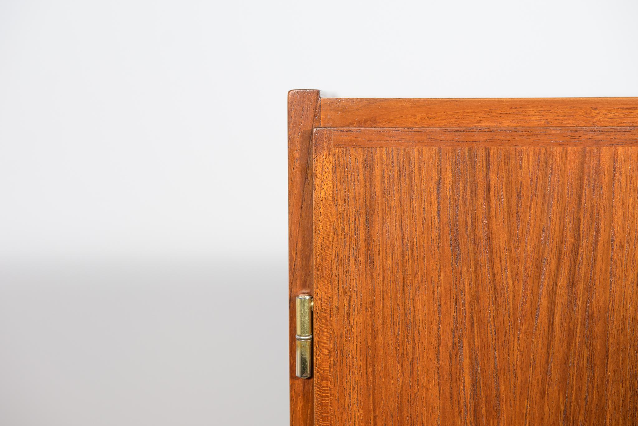 Mid-Century Teak Chest of Drawers, 1960s For Sale 3