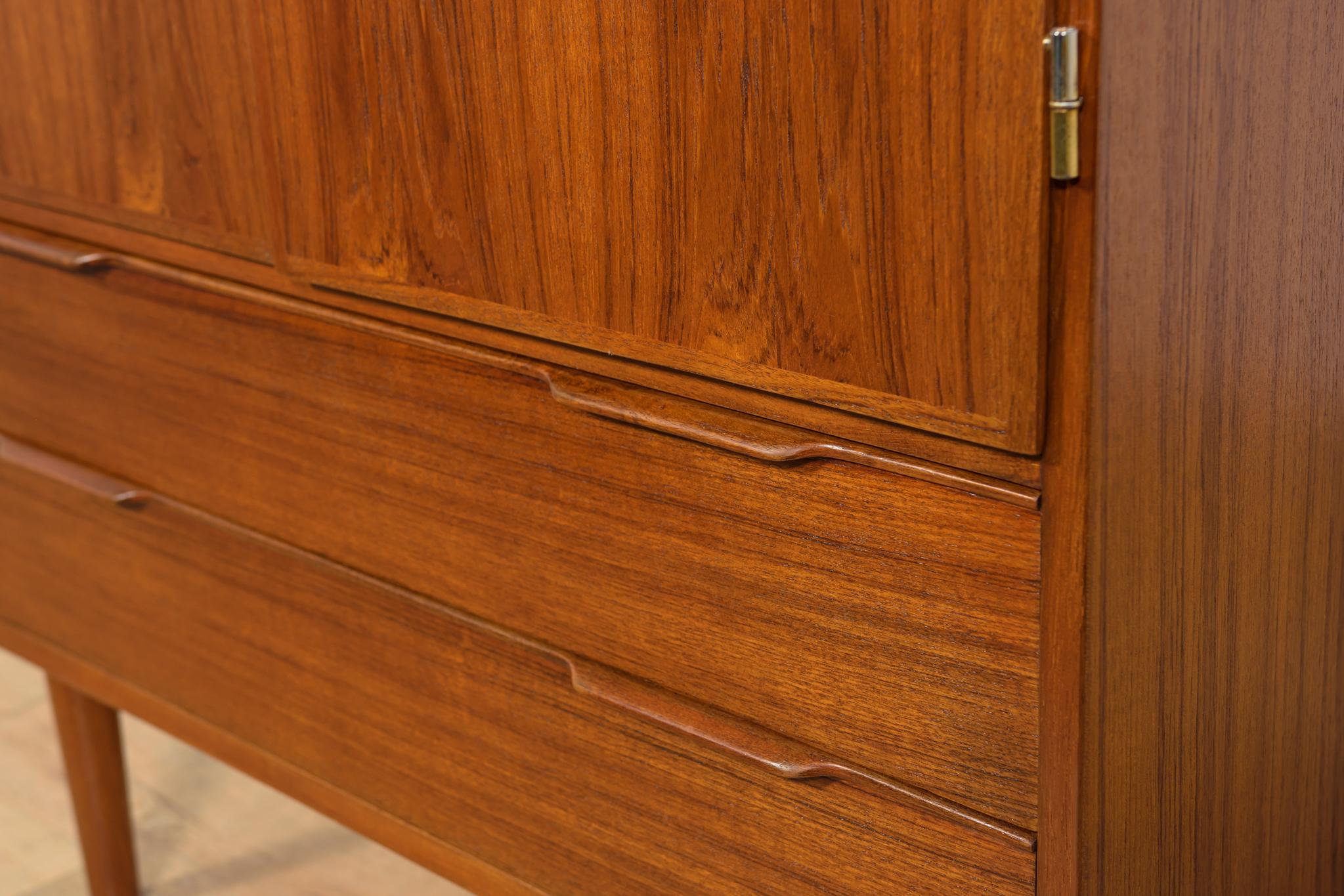 Mid-Century Teak Chest of Drawers, 1960s For Sale 9