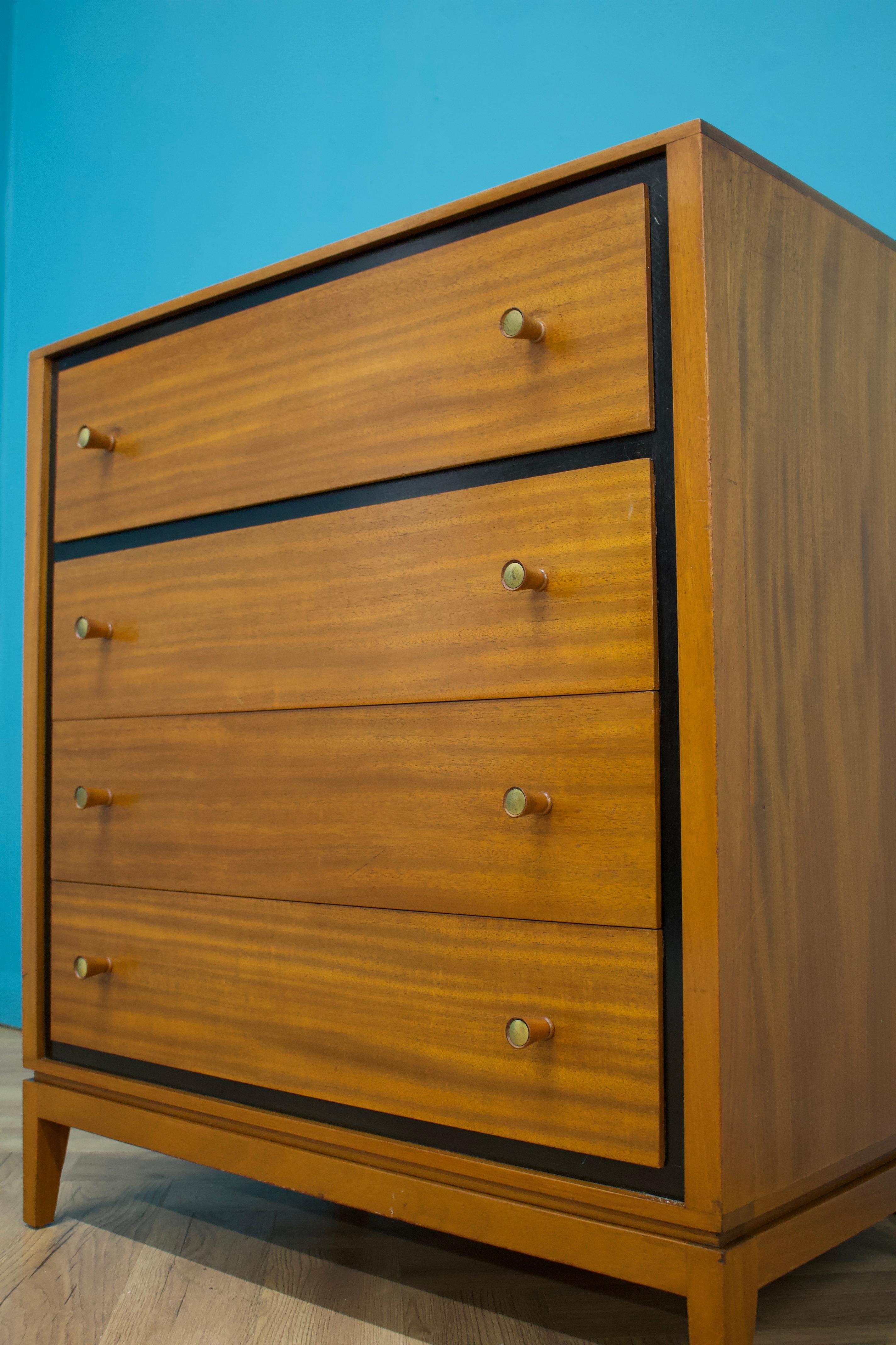 Mid-Century Teak Chest of Drawers by Heals from Loughborough, 1950s In Good Condition For Sale In South Shields, GB