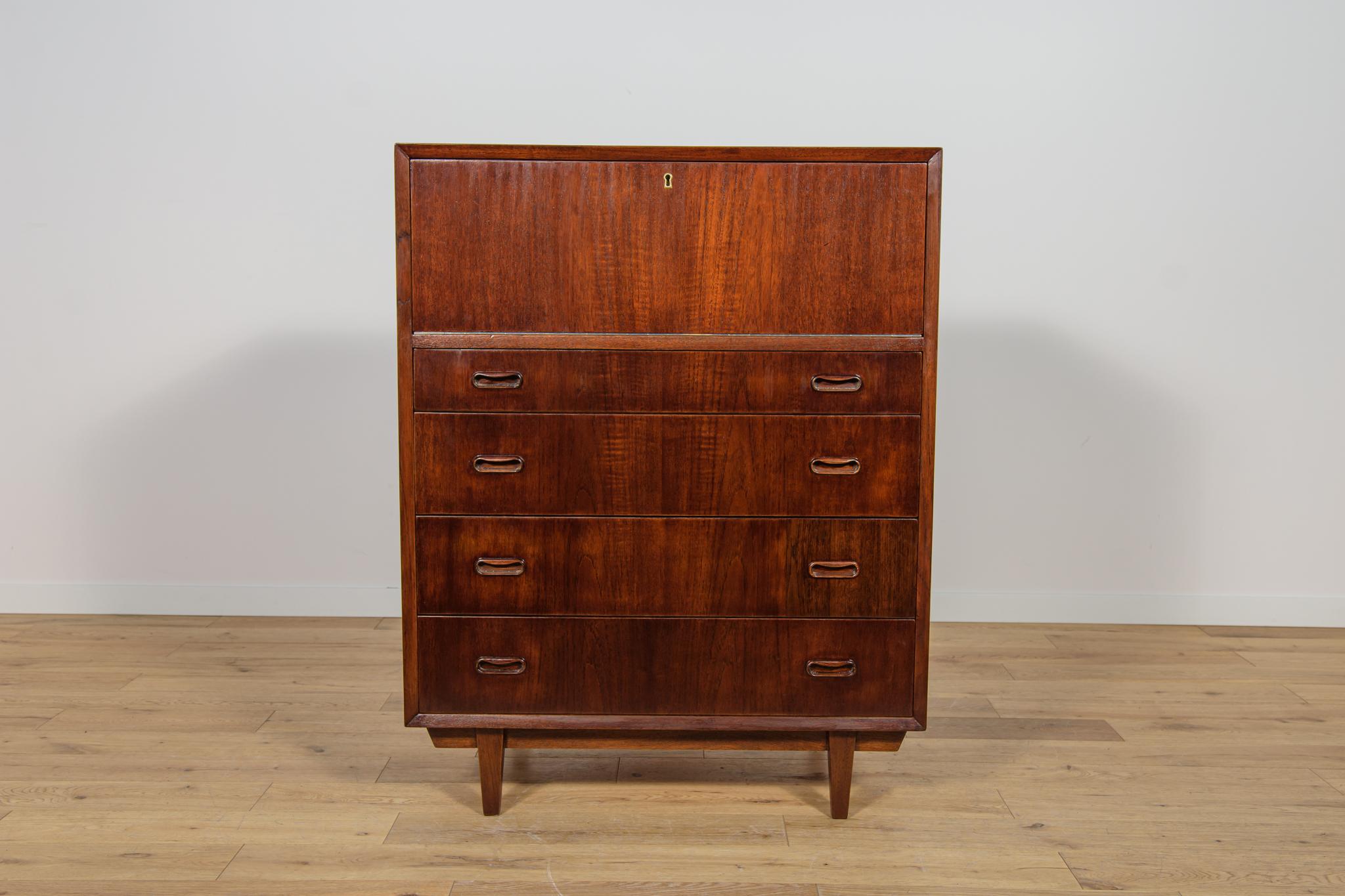 Mid-Century moderno Cassettiera in teak di metà secolo, Danimarca, anni '60 in vendita