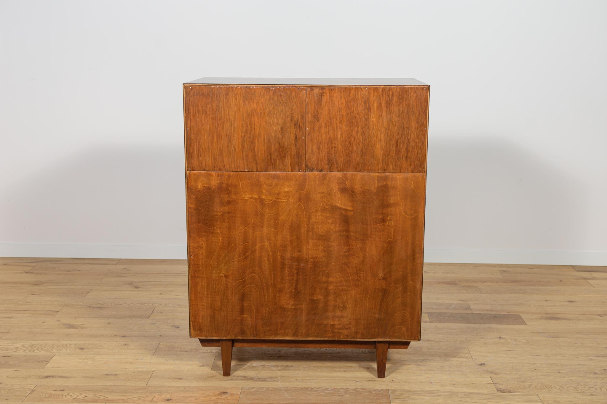 Cassettiera in teak di metà secolo, Danimarca, anni '60 In condizioni ottime in vendita a GNIEZNO, 30
