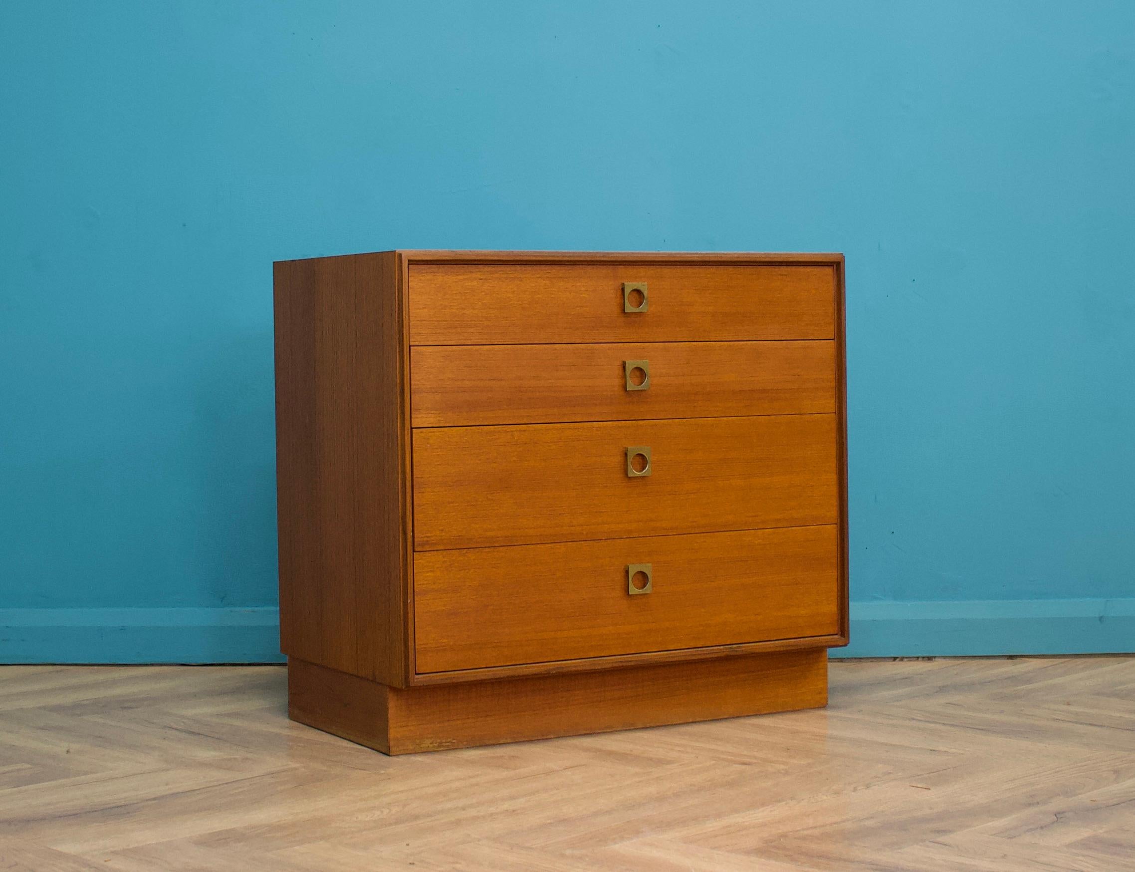 Mid-Century-Kommode aus Teakholz von G Plan, 1970er Jahre (Britisch) im Angebot