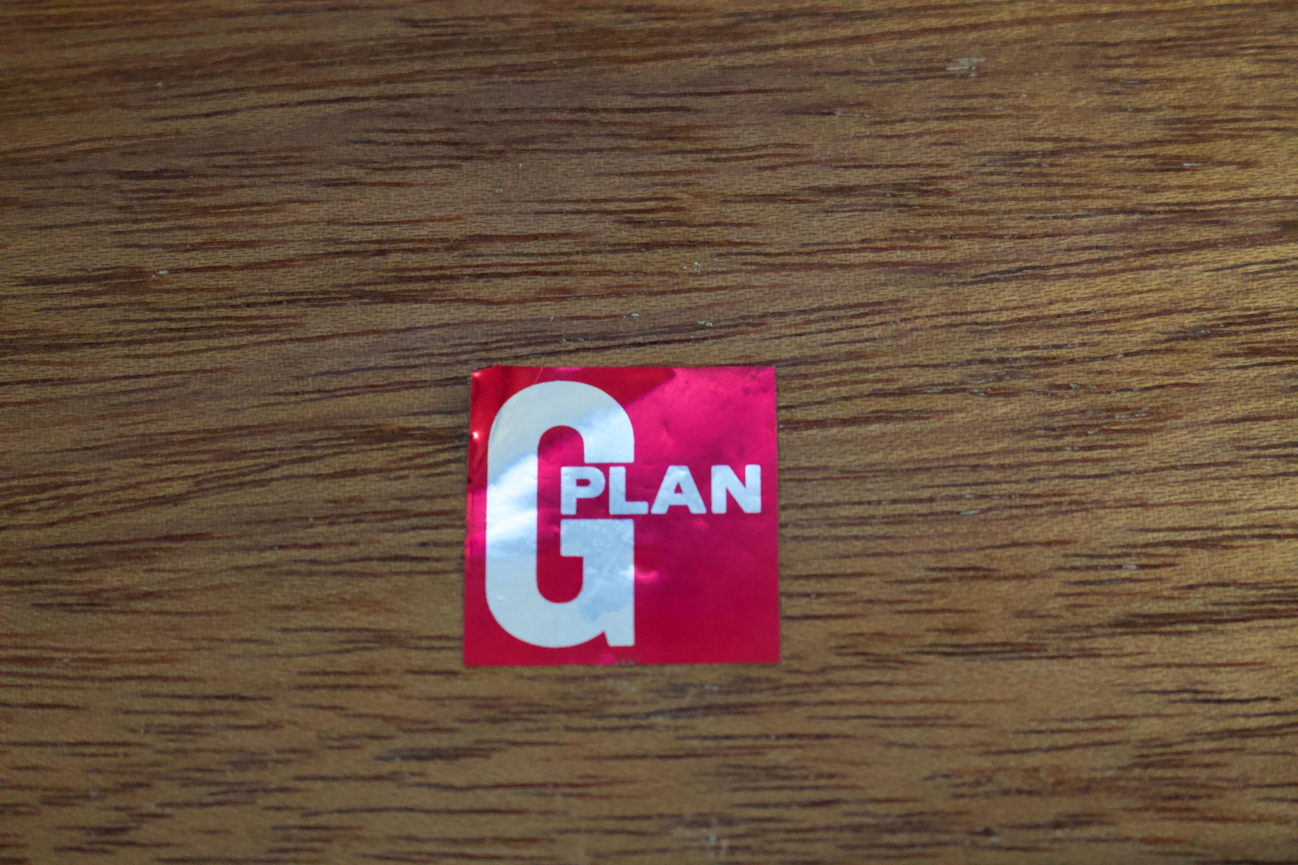 Mid-Century-Kommode aus Teakholz von G Plan, 1970er Jahre im Angebot 1