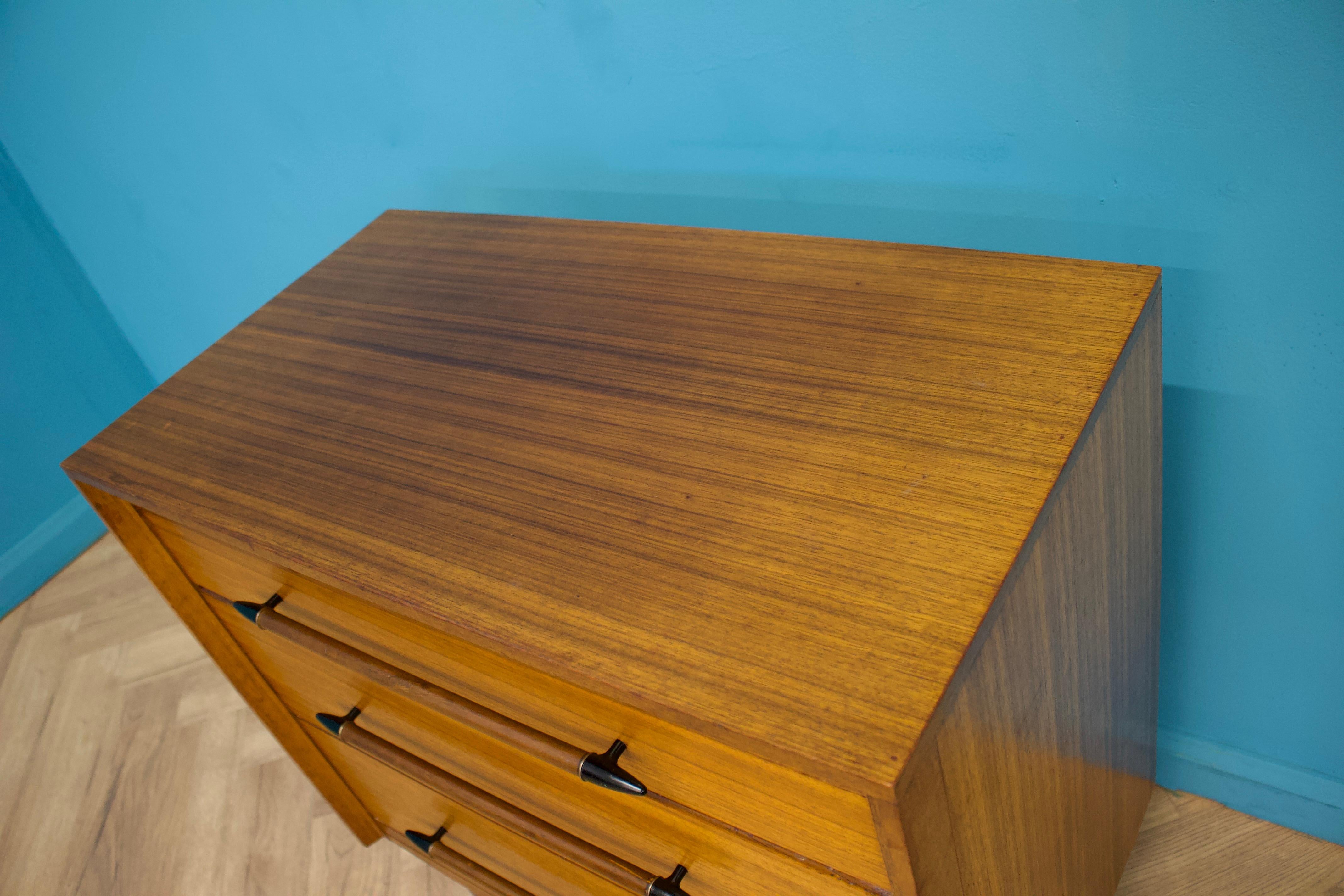 Mid-Century-Kommode aus Teakholz von Lebus, 1960er Jahre im Angebot 2