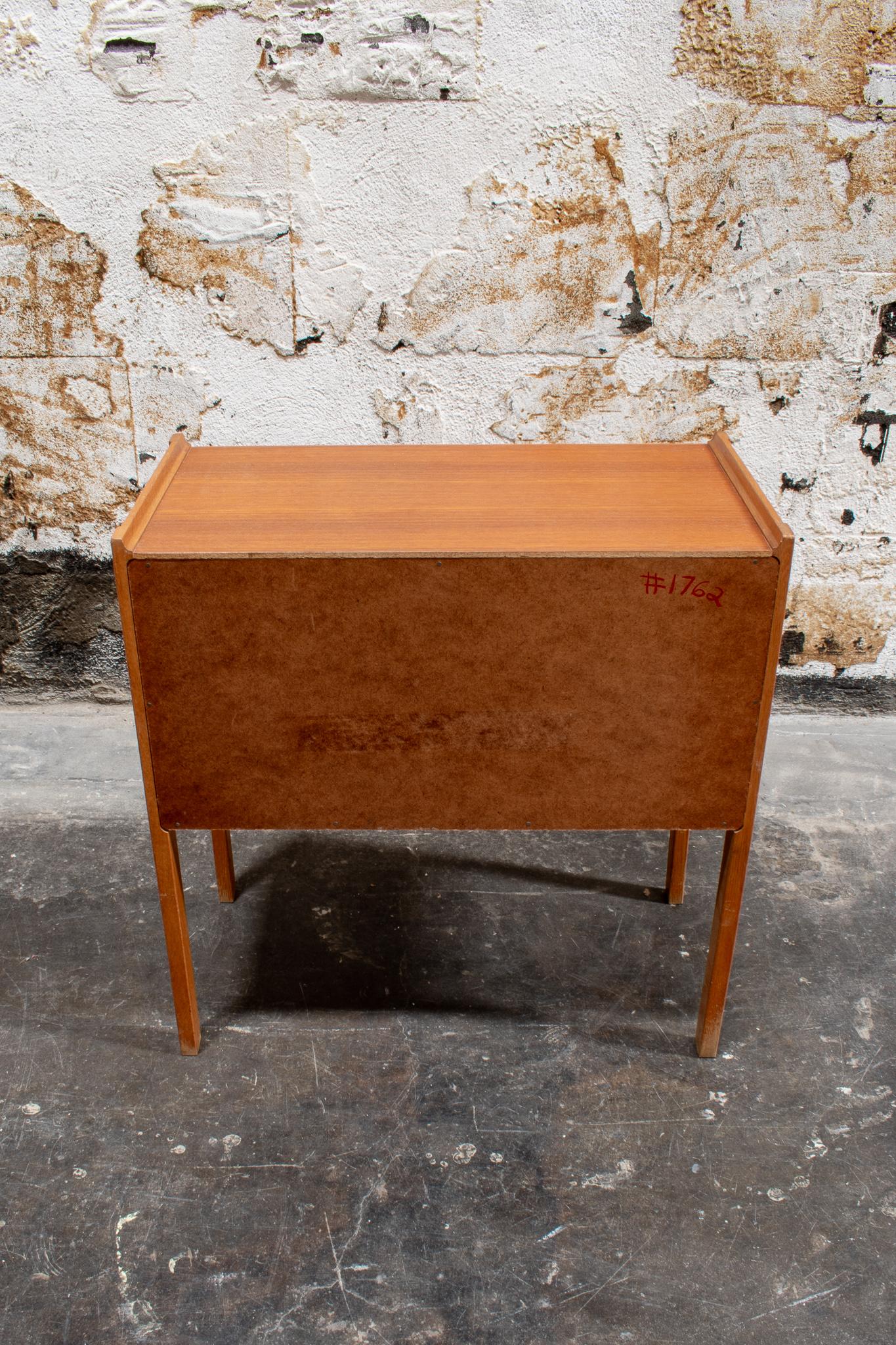 Mid-20th Century Mid-Century Teak Chest of Drawers or Nightstand For Sale