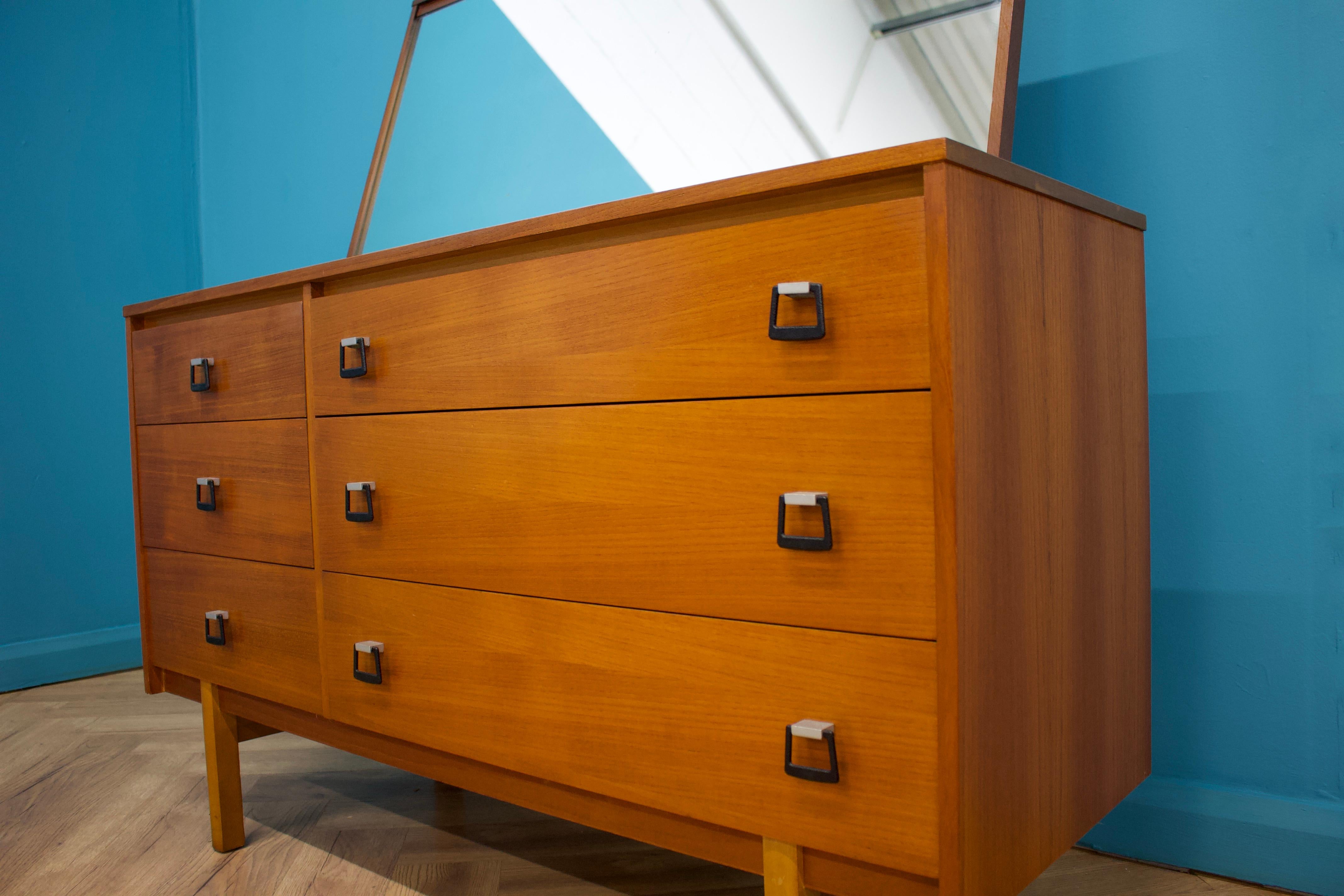 Mid Century Teak Chest of Dressing Chest or Compact Sideboard From Symbol, 1960s In Good Condition For Sale In South Shields, GB