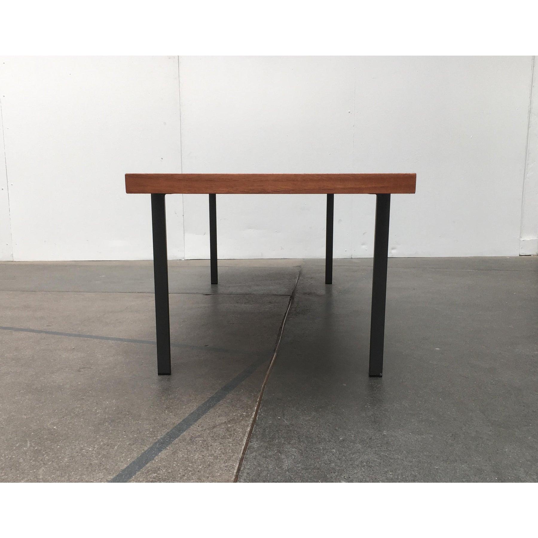 Table basse en teck du milieu du siècle, années 1960 Bon état - En vente à Hamburg, DE