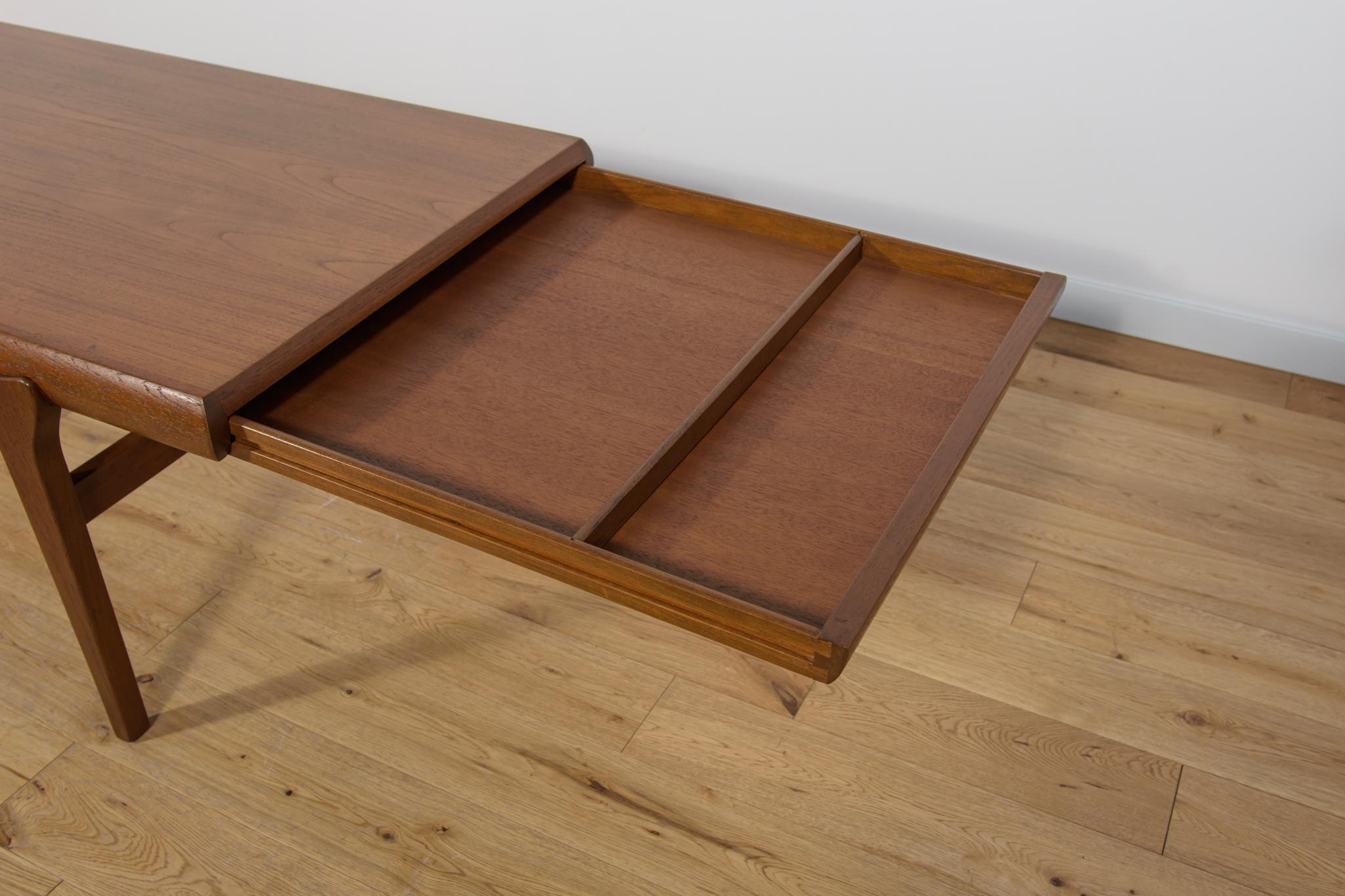 Table basse en teck du milieu du siècle par Johannes Andersen pour CFC Silkeborg, Danemark. en vente 5