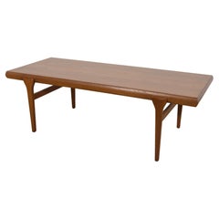 Vintage Mid-Century Teak Coffee Table by Johannes Andersen for CFC Silkeborg, Denmark.