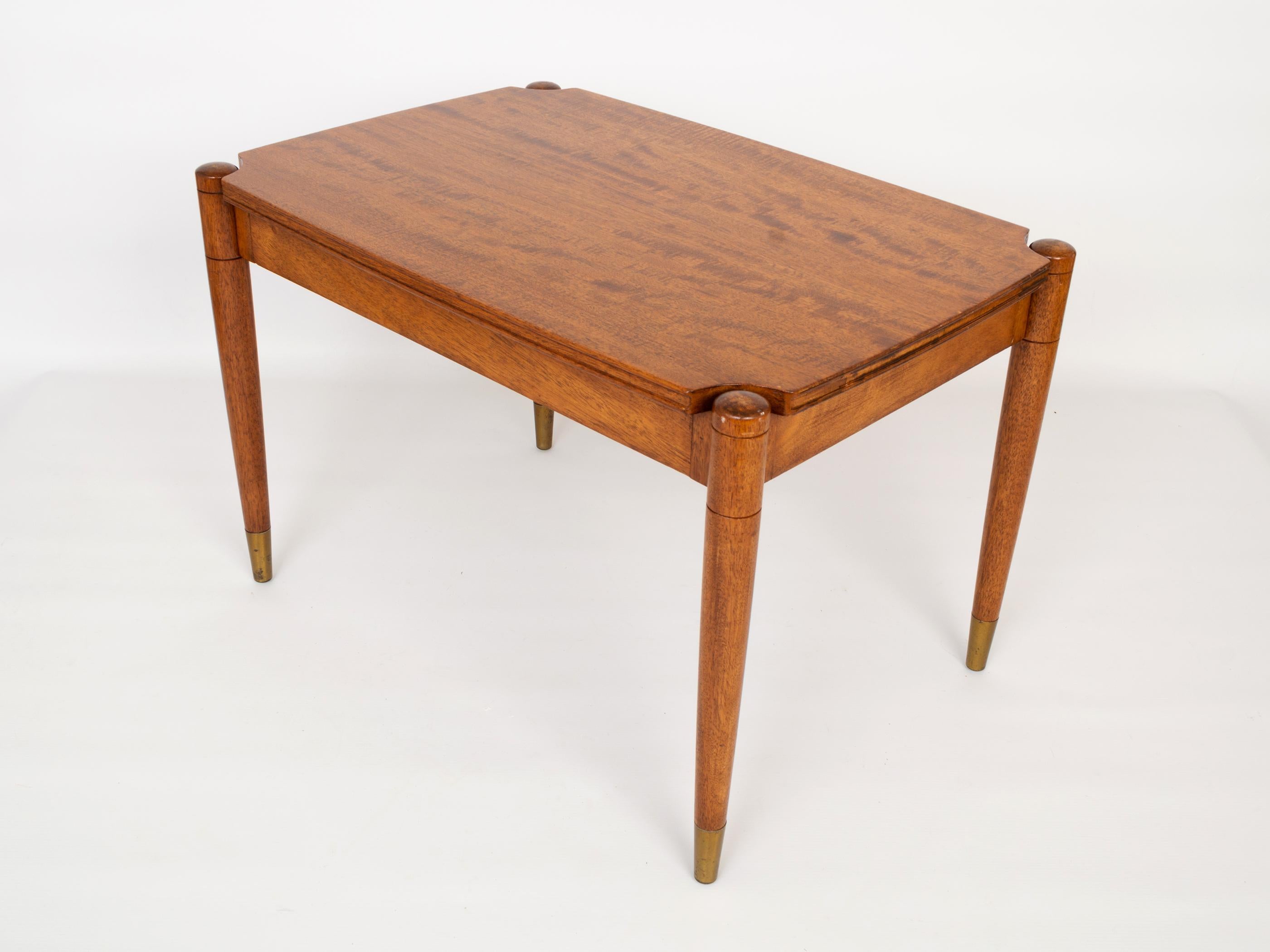 Anglais Table basse en teck du milieu du siècle, Angleterre, vers 1960 en vente