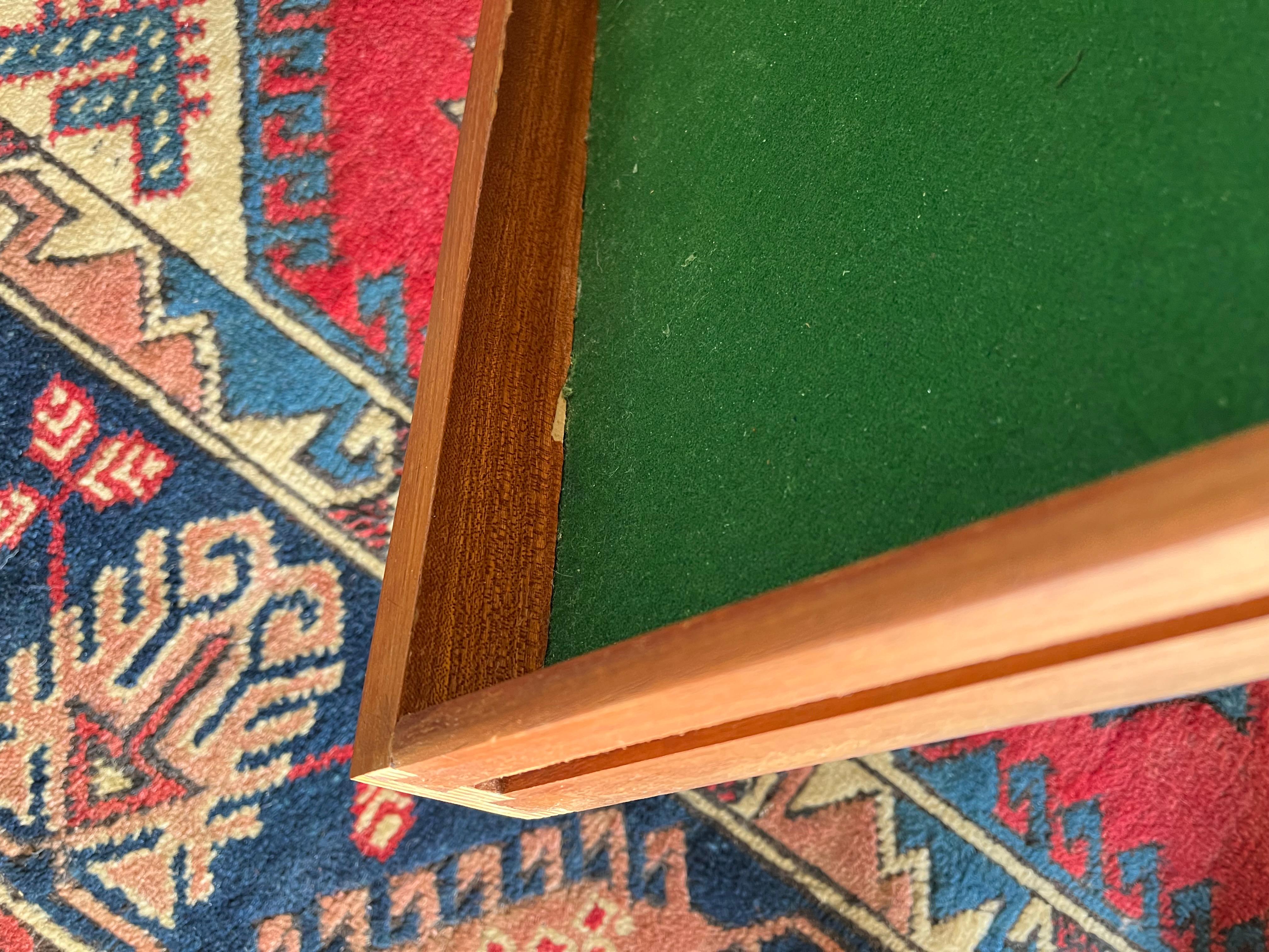 Tavolino da caffè in teak del metà secolo in vendita 5