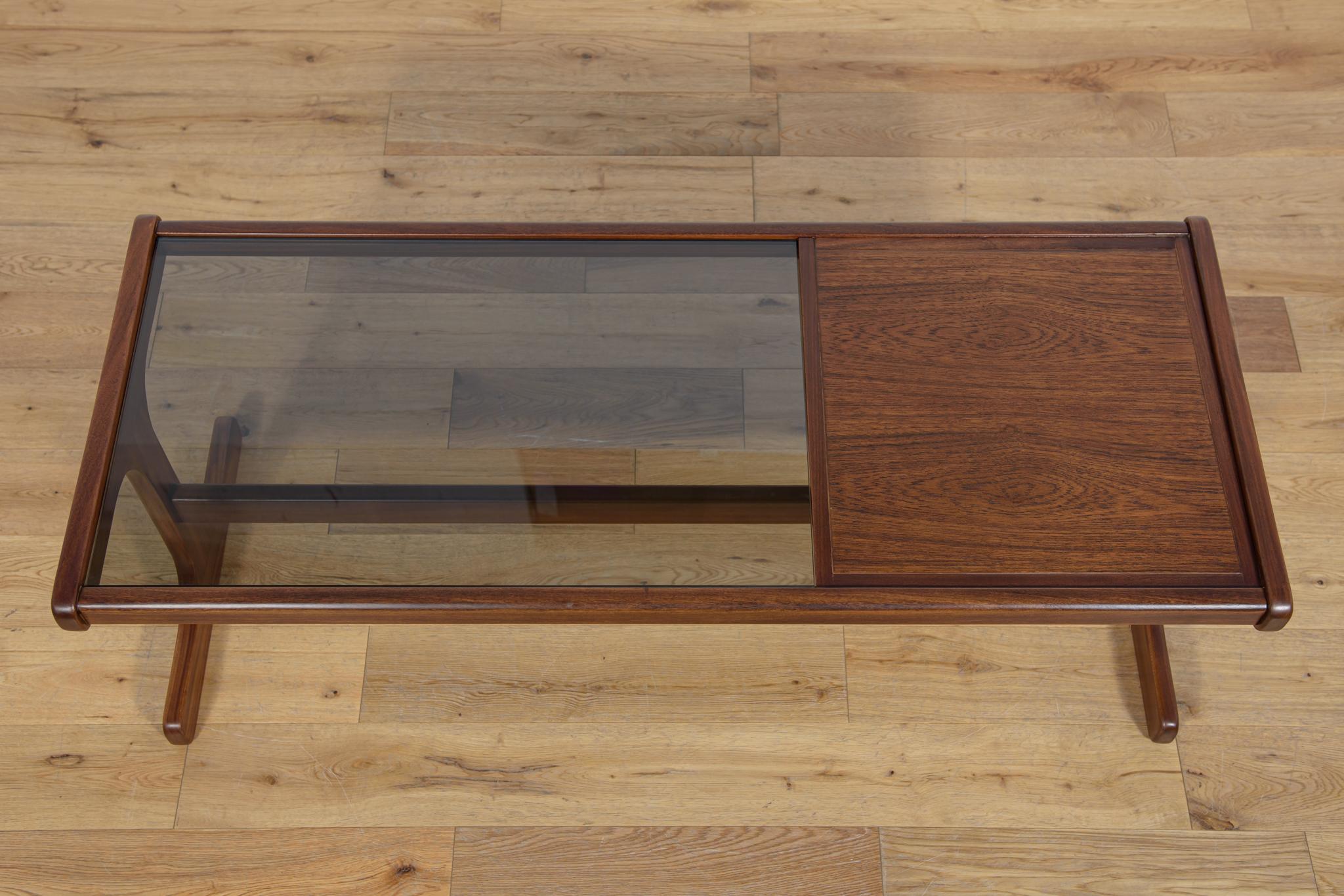 British Mid-Century Teak Coffee Table from G-Plan, Great Britain, 1960s For Sale