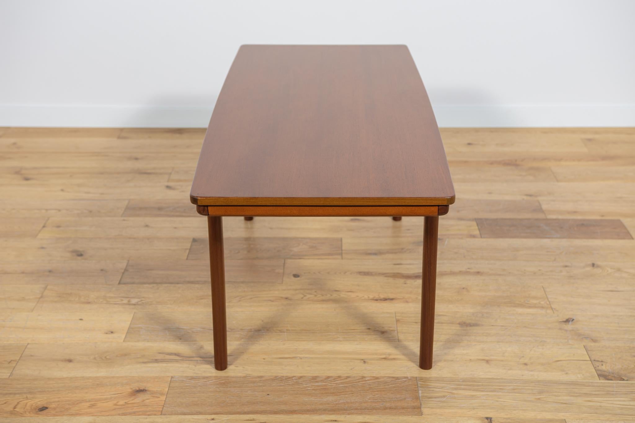 Mid-Century Teak Coffee Table from McIntosh, 1960s For Sale 6